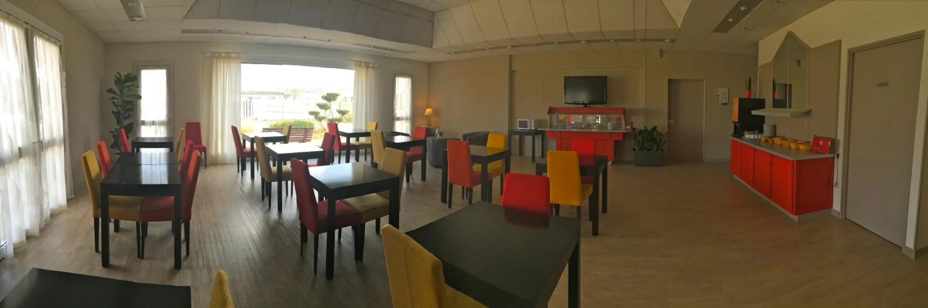 Restaurant/places to eat in Fasthotel Vendome