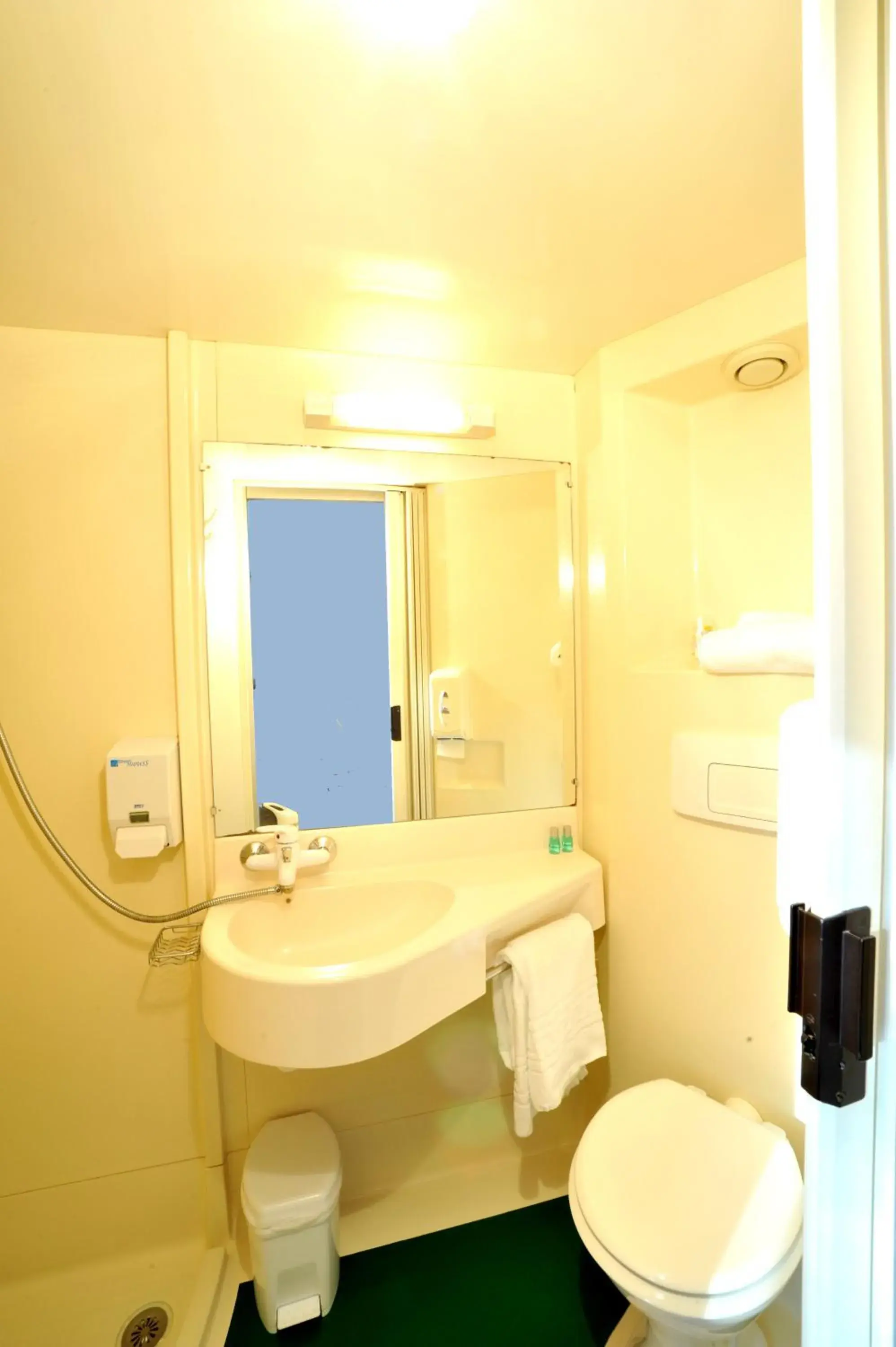 Double Room in Fasthotel Vendome Double Room in Fasthotel Vendome