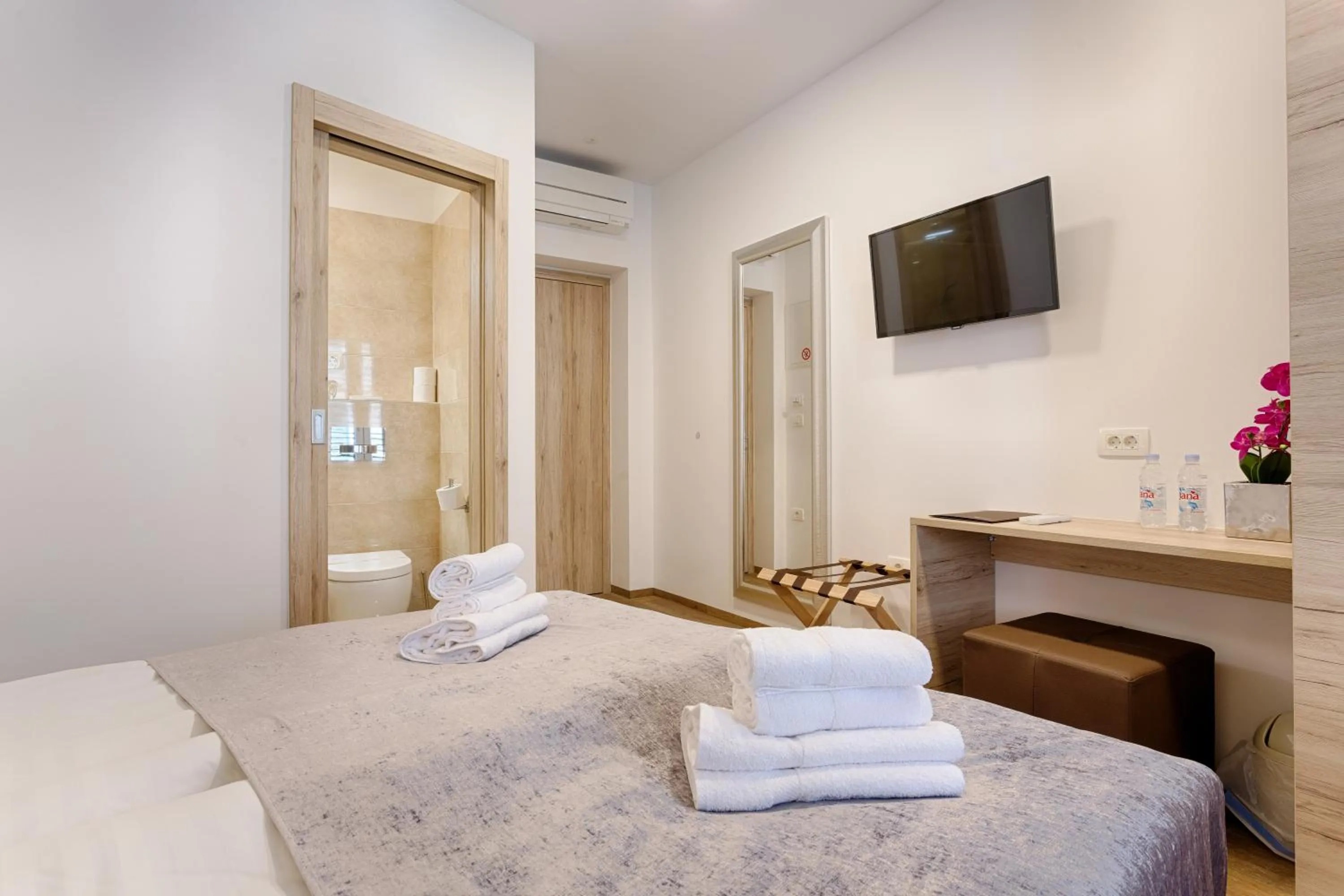 Bedroom, Bed in Central Pearl by Nono Ban Rooms