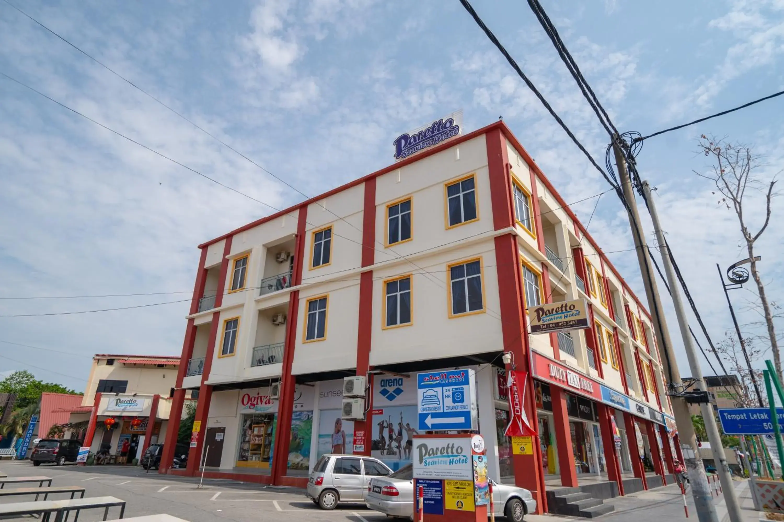 Property building in Paretto Seaview Hotel Property building in Paretto Seaview Hotel