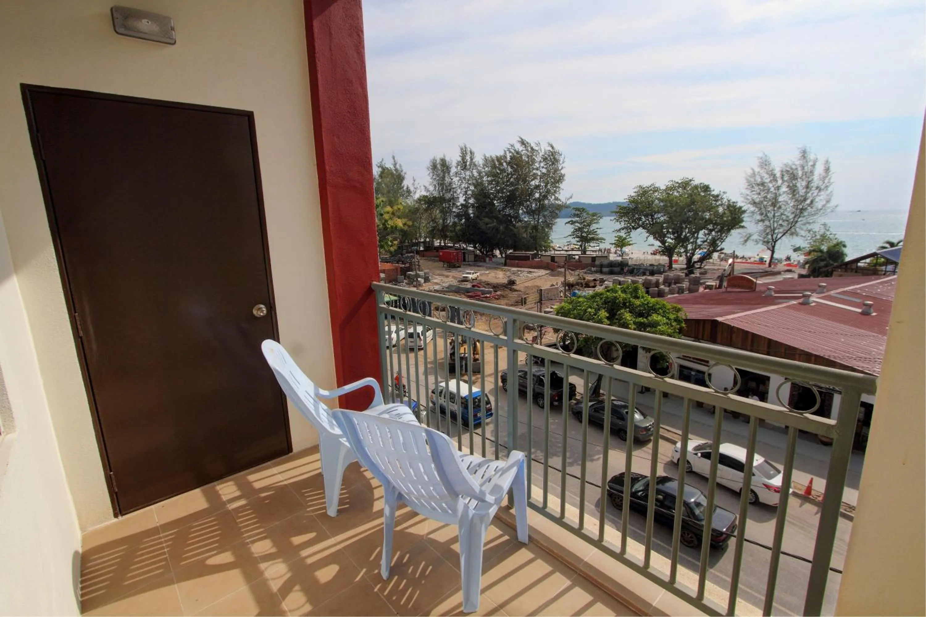 Balcony/Terrace in Paretto Seaview Hotel