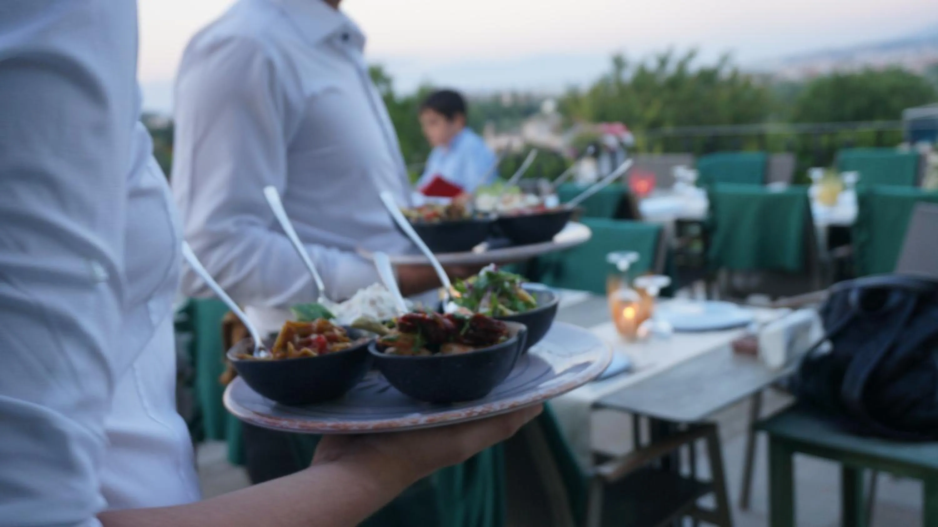 Restaurant/places to eat in Belizi Hotel