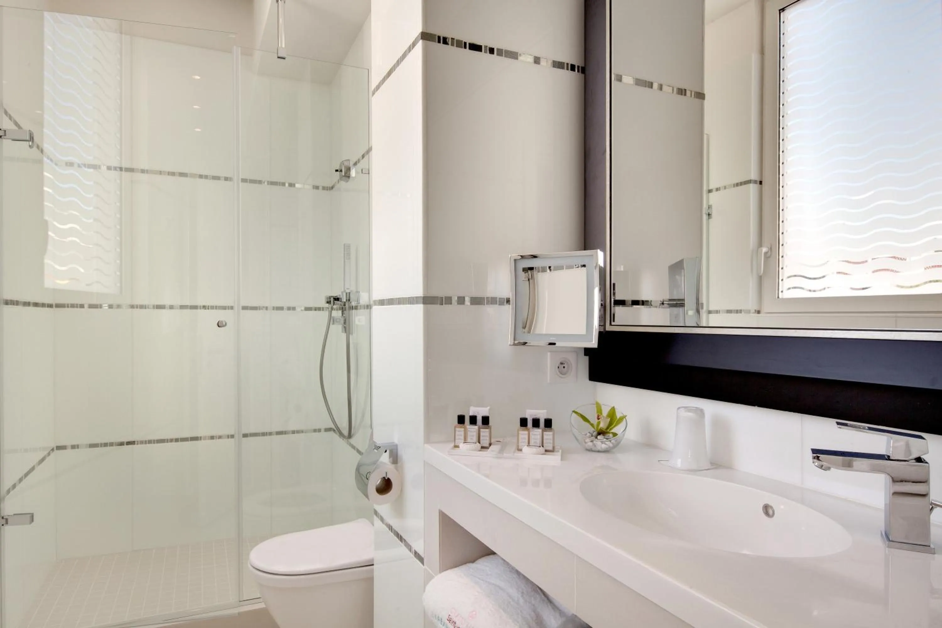 Bathroom in Grand Hôtel Spa & Thalasso