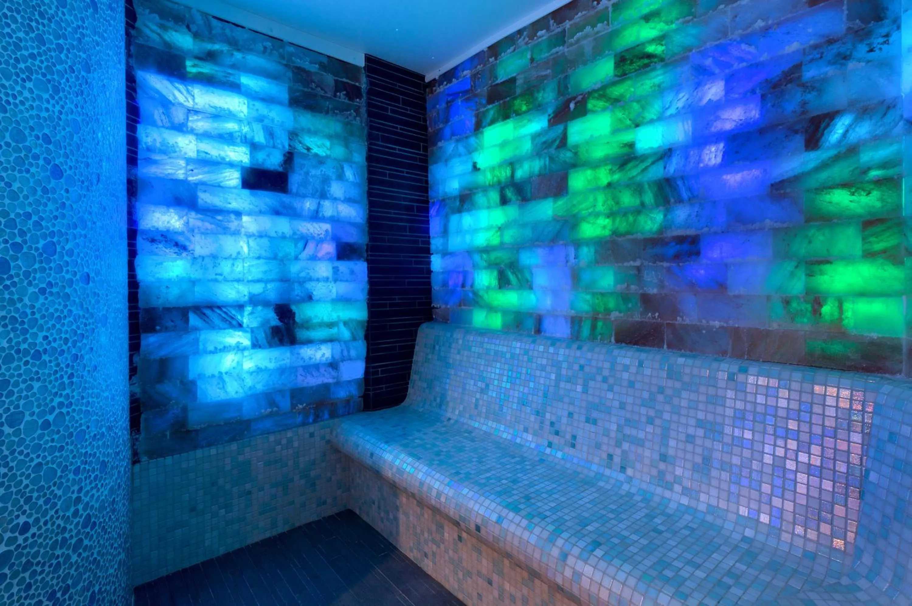 Steam room in Grand Hôtel Spa & Thalasso