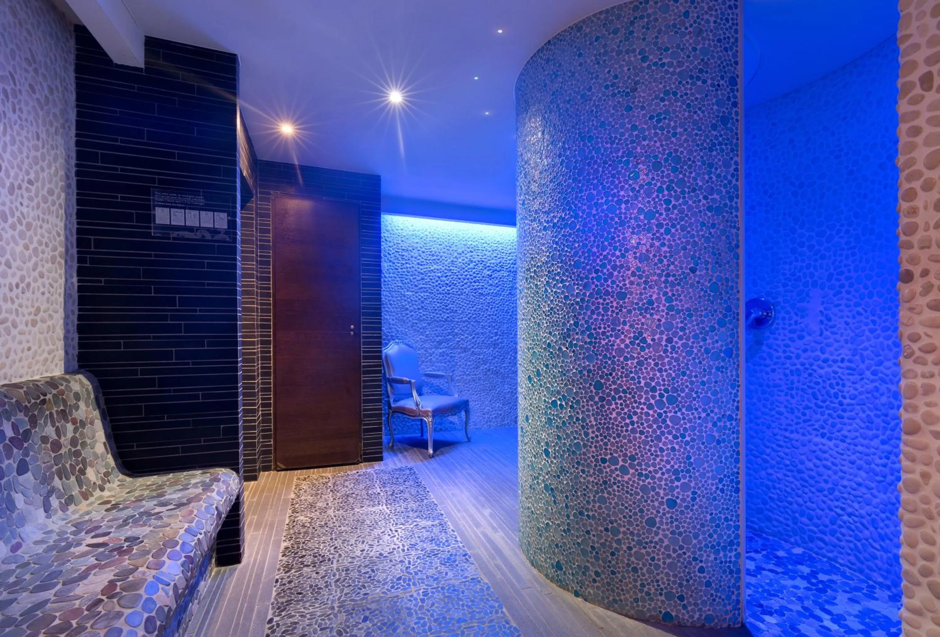 Steam room in Grand Hôtel Spa & Thalasso
