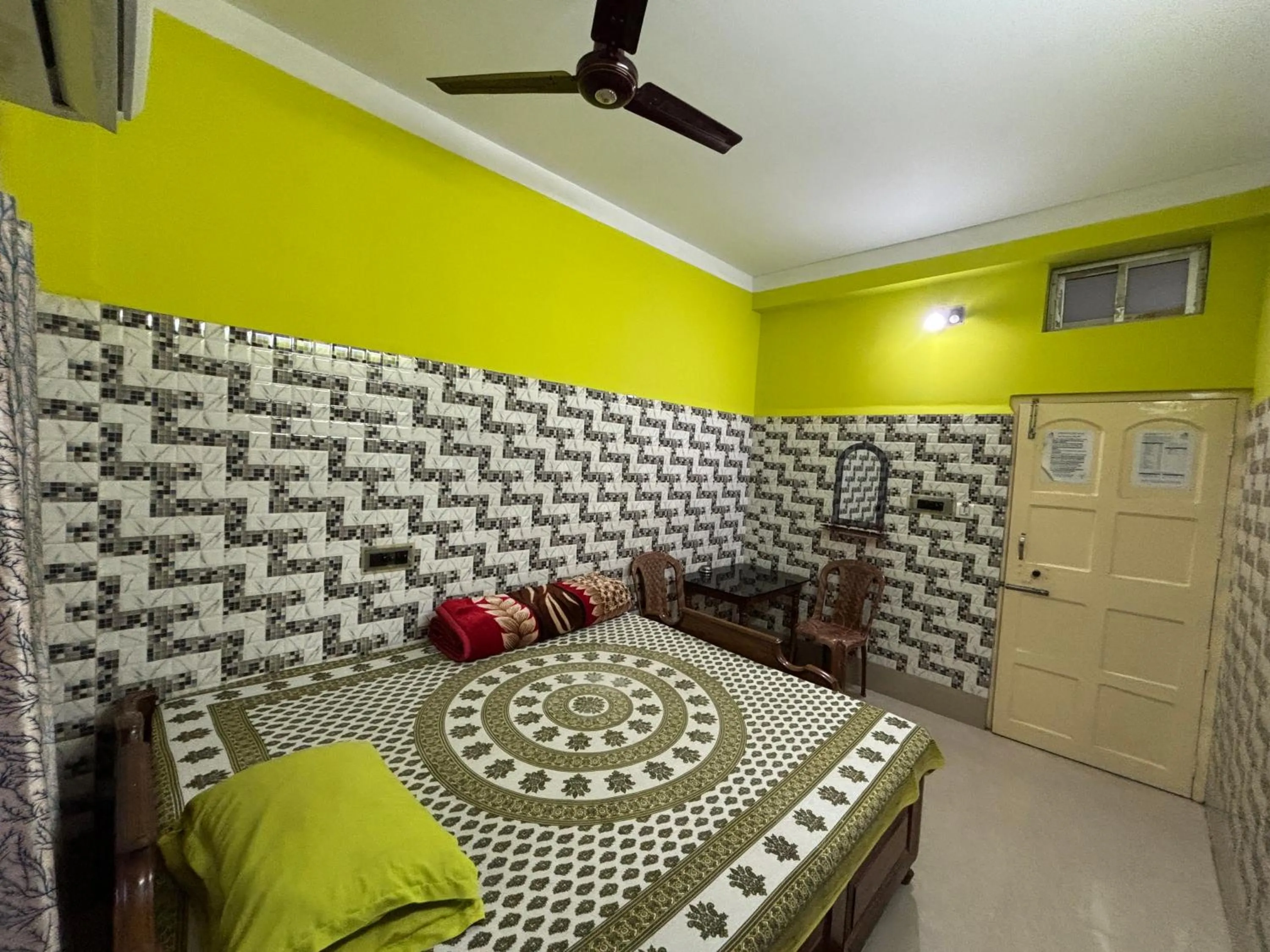 Bedroom, Bed in Jagannath Guest House