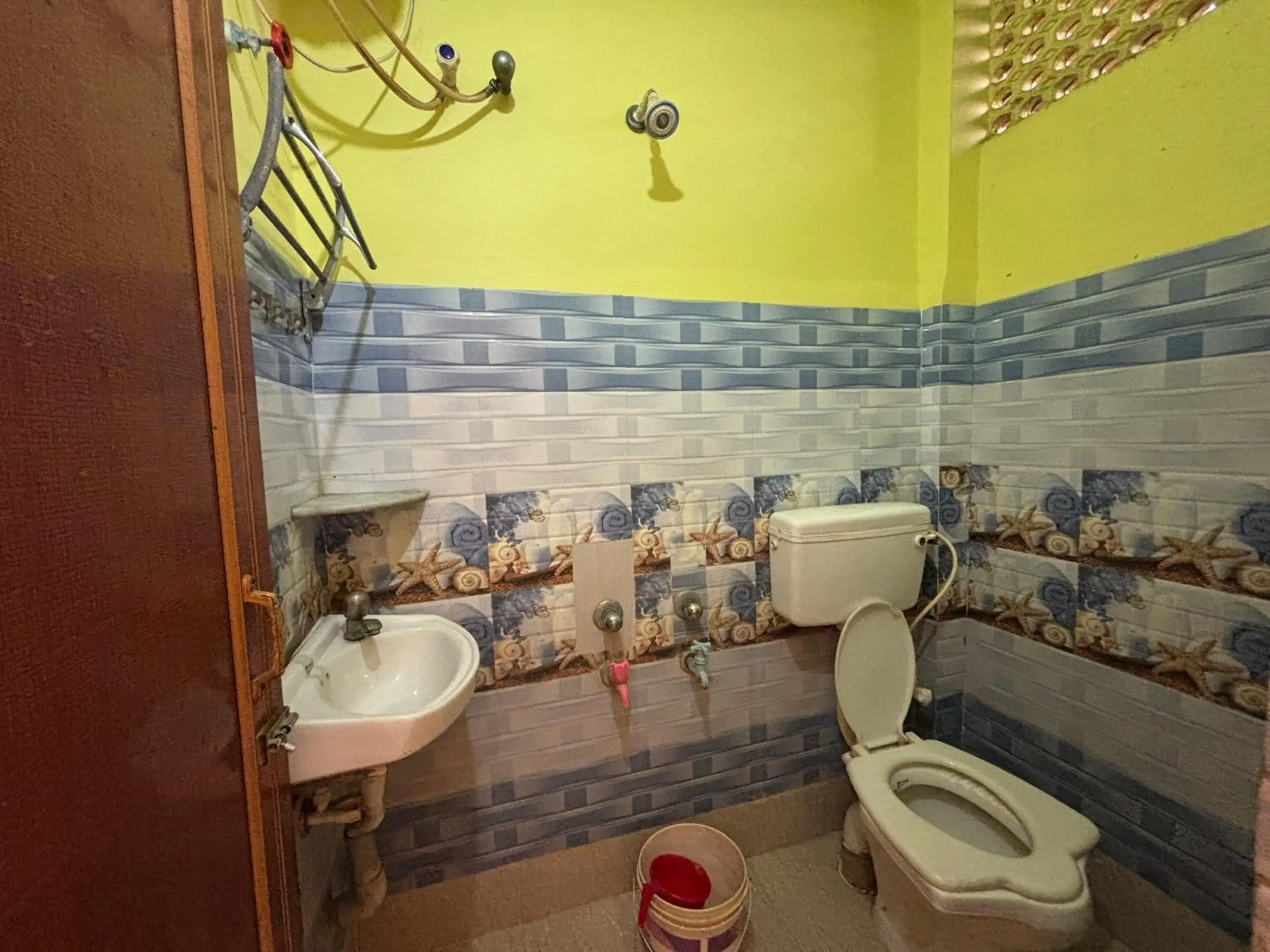 Standard Family Room in Jagannath Guest House Standard Family Room in Jagannath Guest House