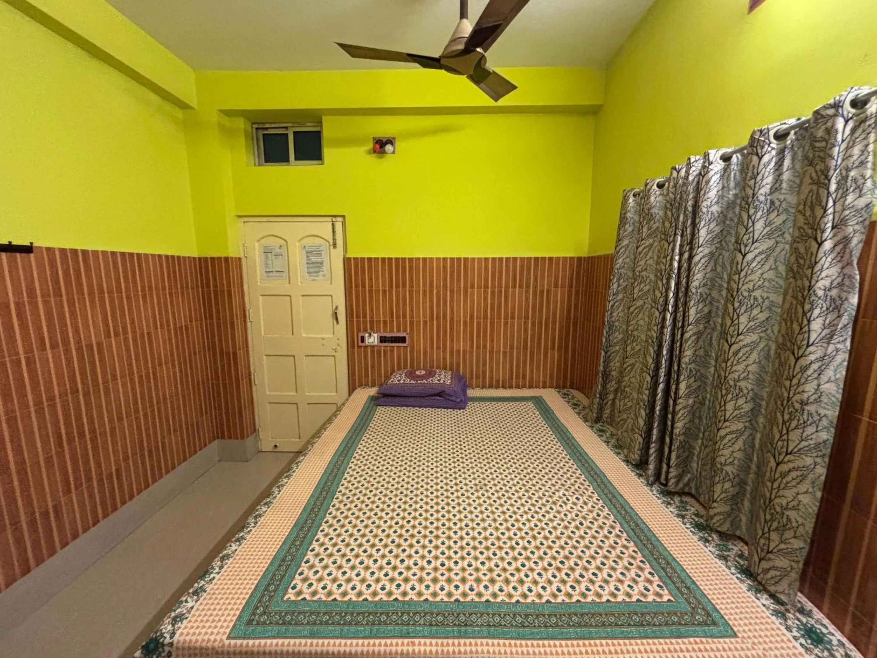 Bedroom, Bed in Jagannath Guest House