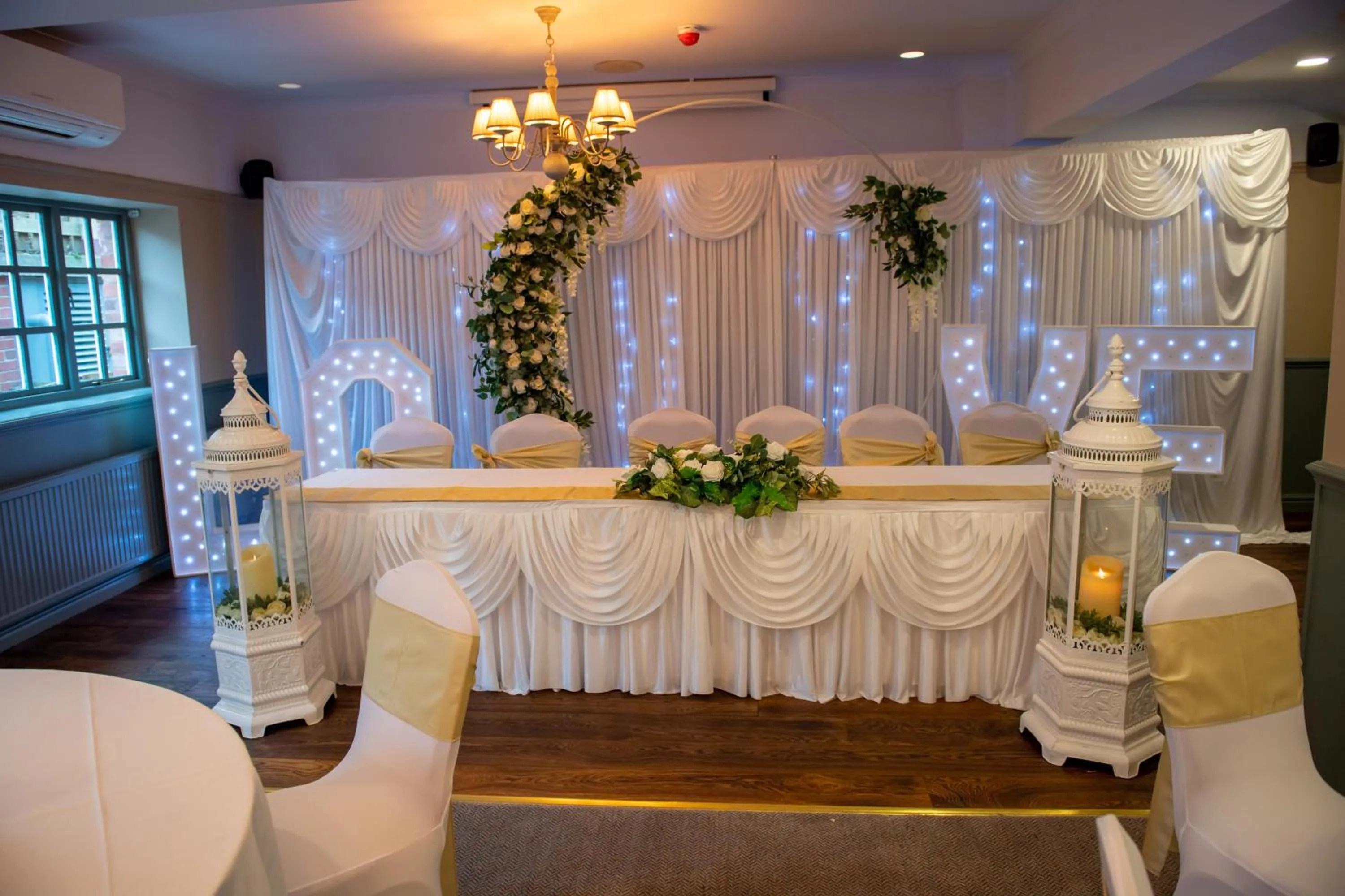 Banquet/Function facilities in The Red Lion Inn by Chef & Brewer Collection