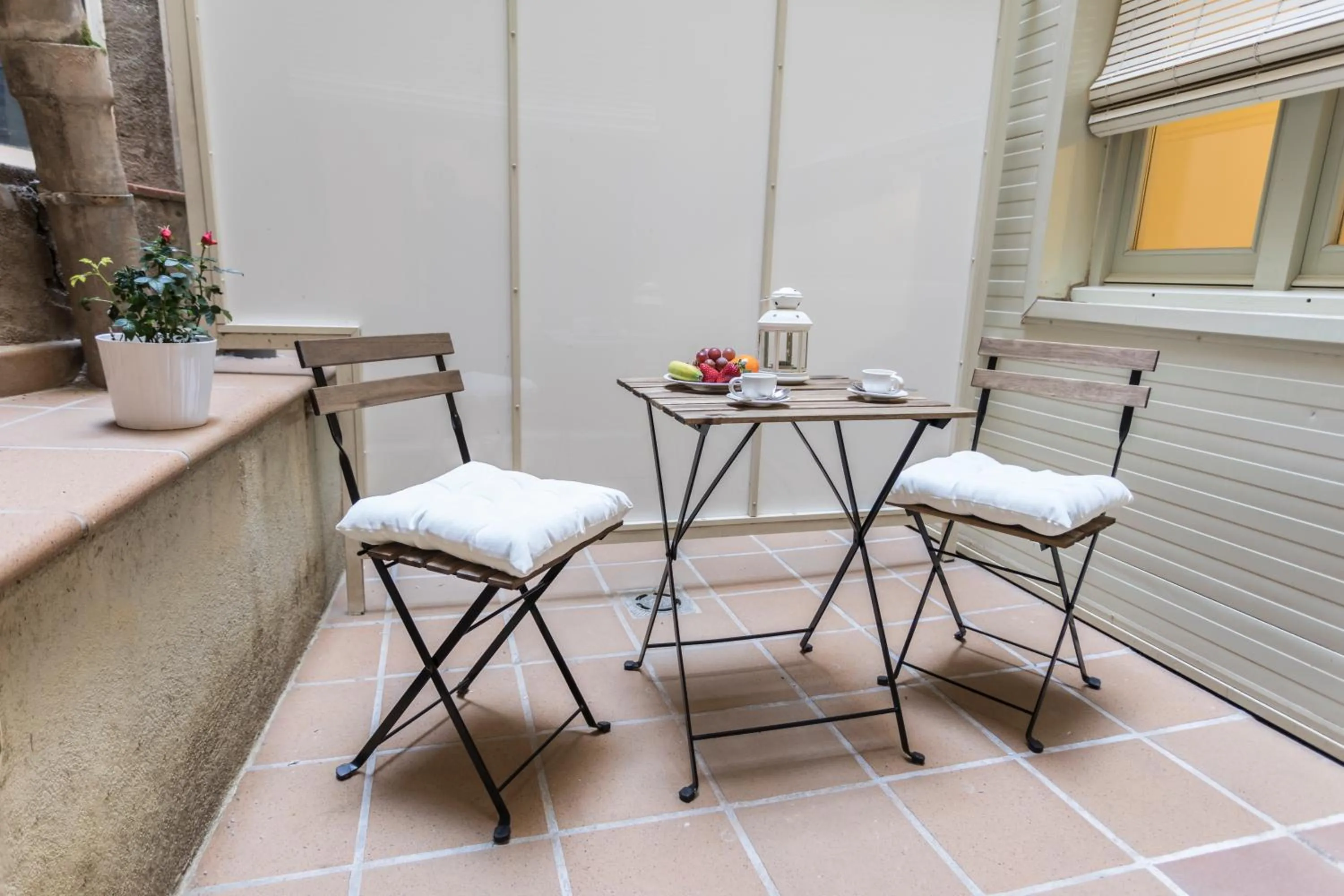 Balcony/Terrace in Bravissimo Cort Reial-1A