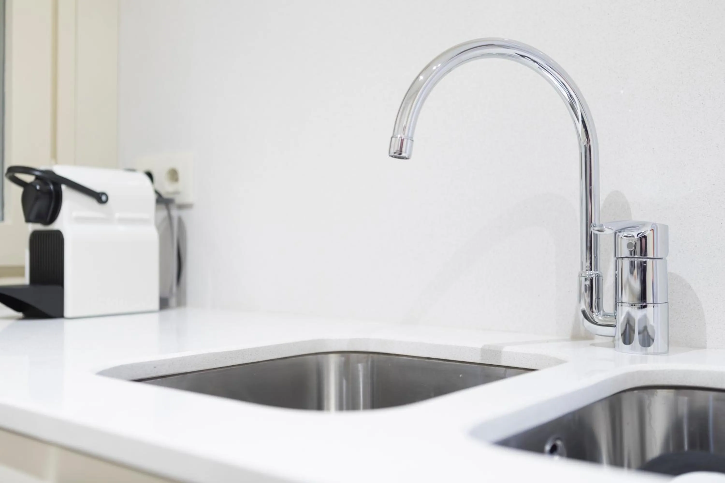 Kitchen or kitchenette in Bravissimo Cort Reial-1A