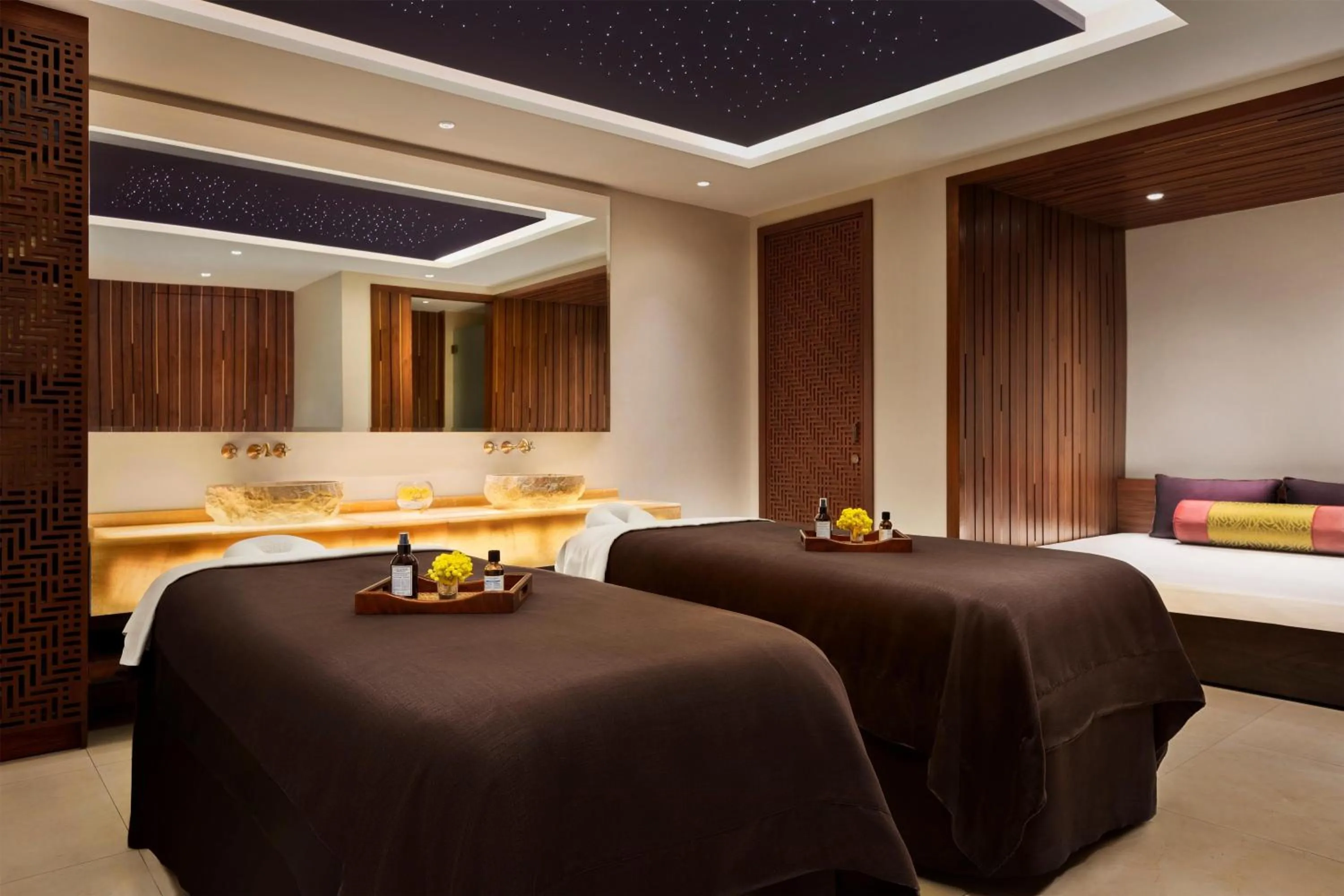 Spa and wellness centre/facilities in Al Husn Hotel Muscat