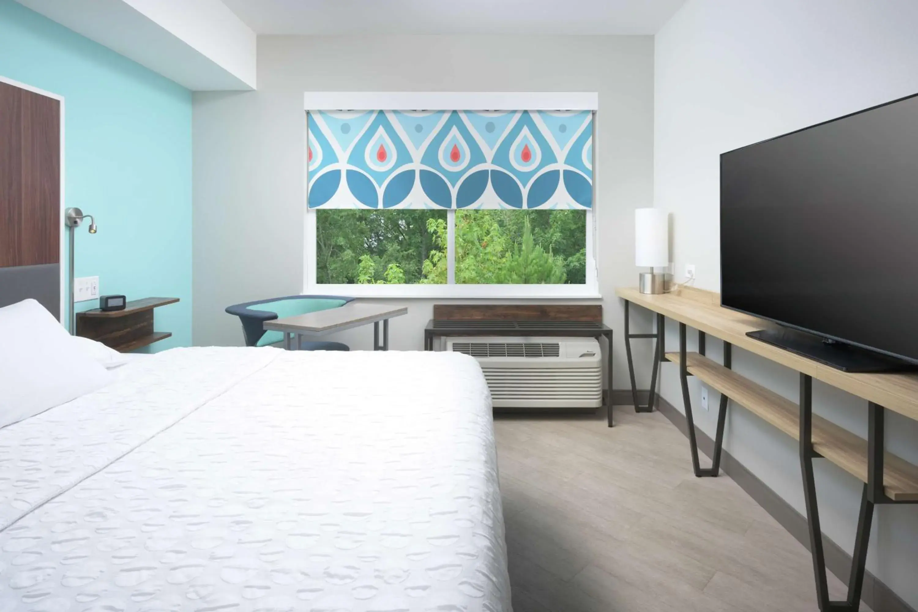 Bedroom, Bed in Tru By Hilton McDonough Bedroom, Bed in Tru By Hilton McDonough