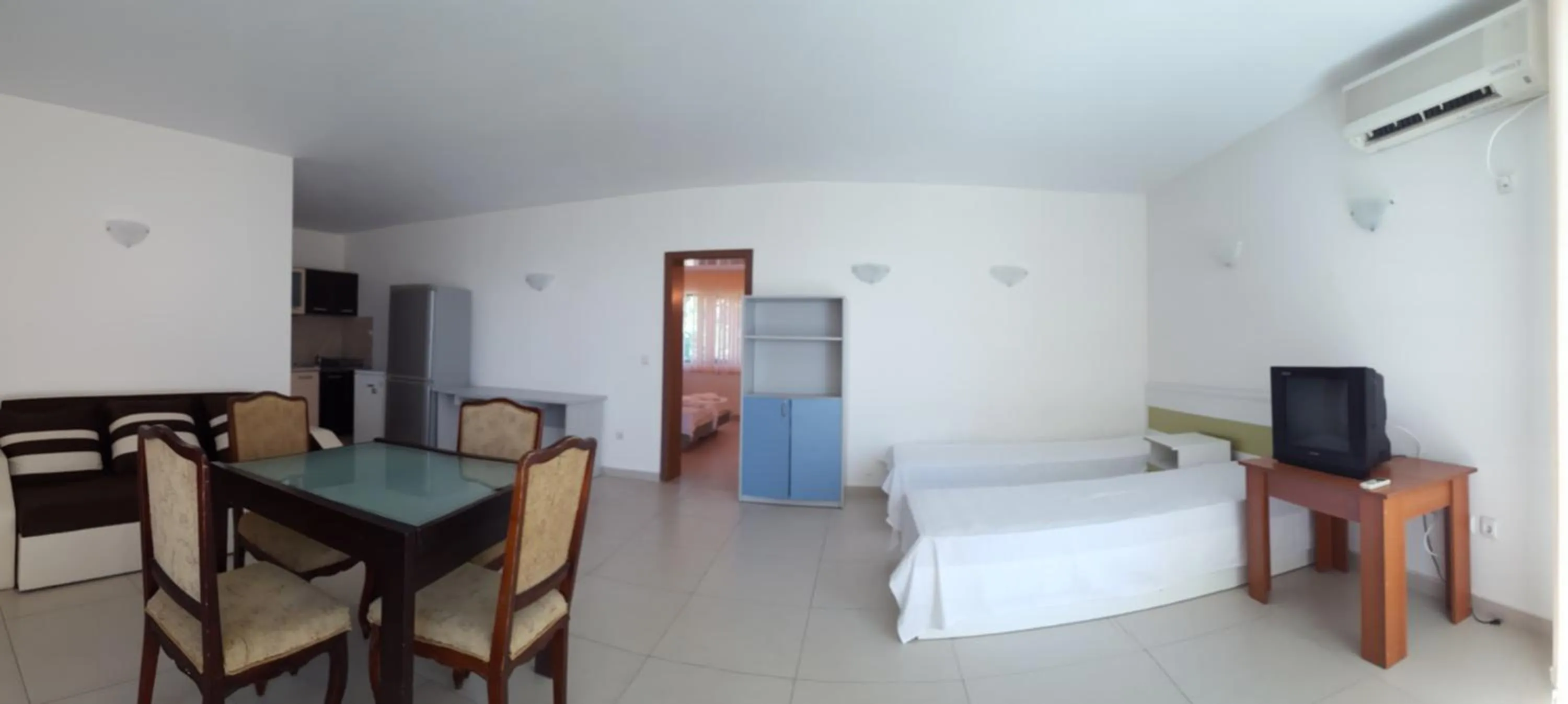 Property building in Aparthotel Golf Coast