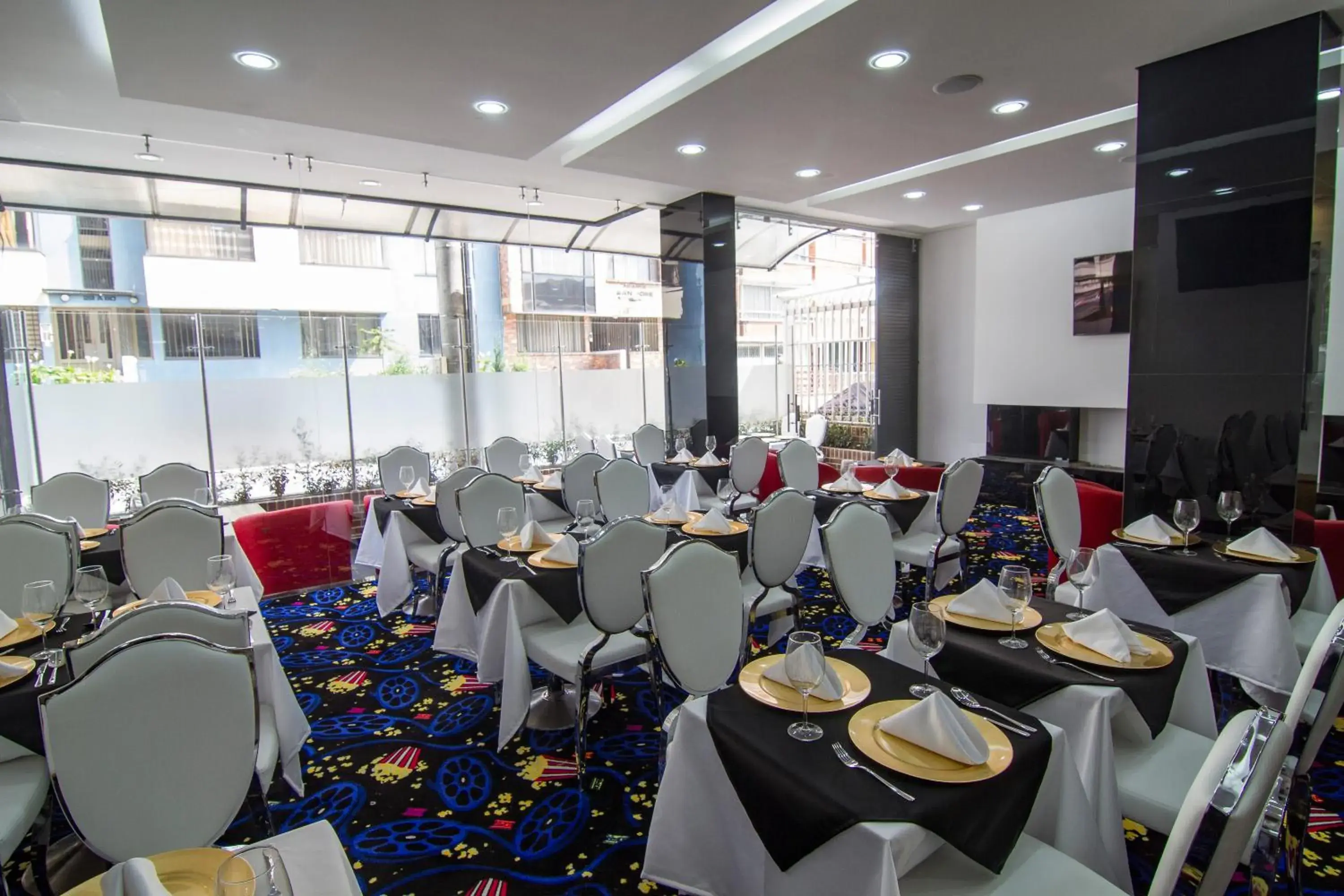 Restaurant/places to eat in De Película Hotel Restaurant/places to eat in De Película Hotel