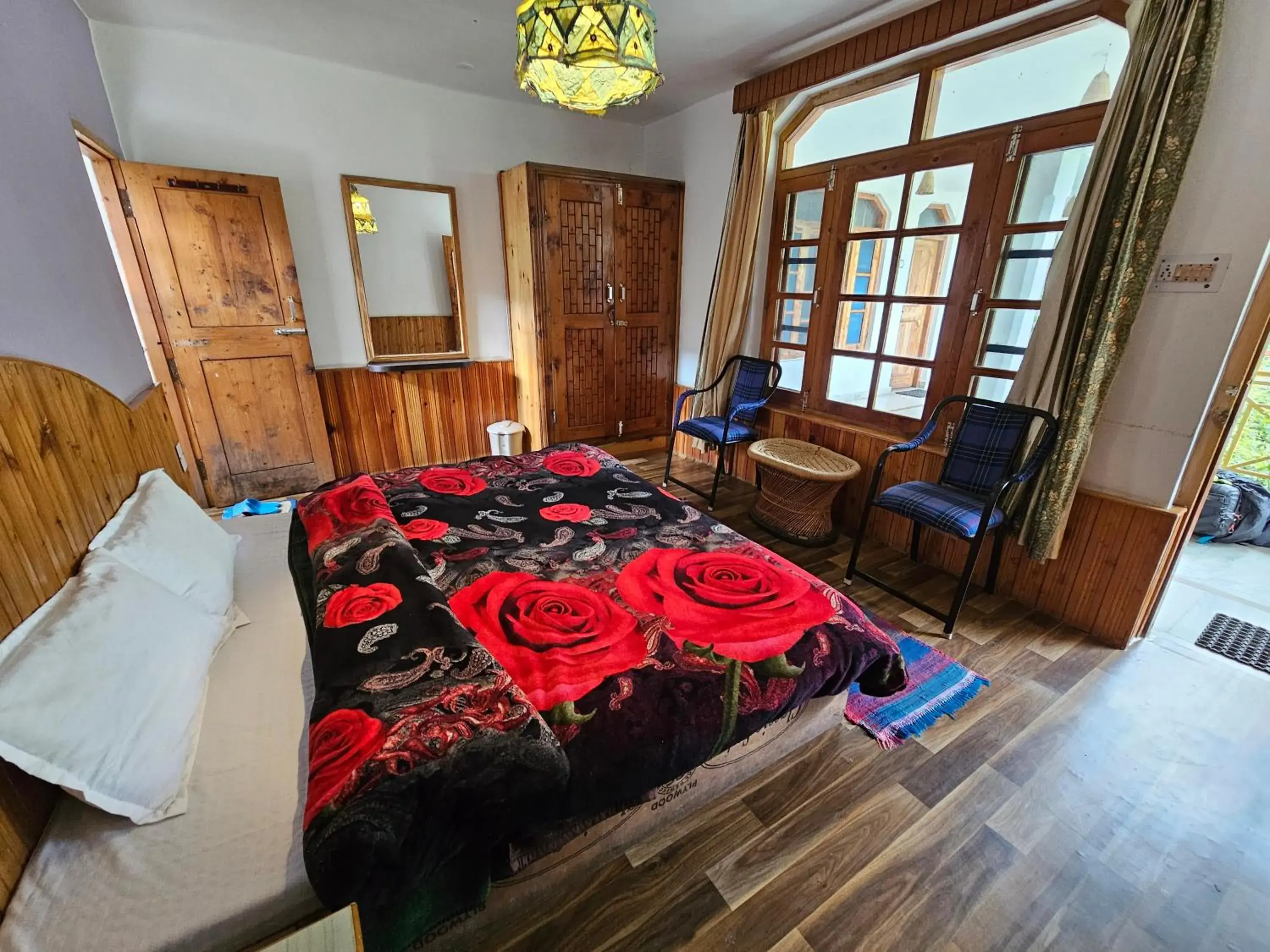 Budget Double or Twin Room in Orchards House - The Hidden Tribe Budget Double or Twin Room in Orchards House - The Hidden Tribe