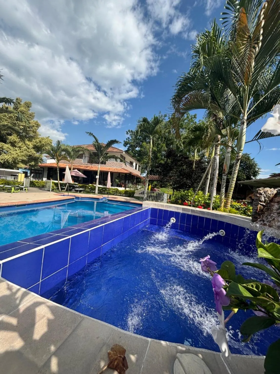 Hotel Campestre Cerritos Plaza