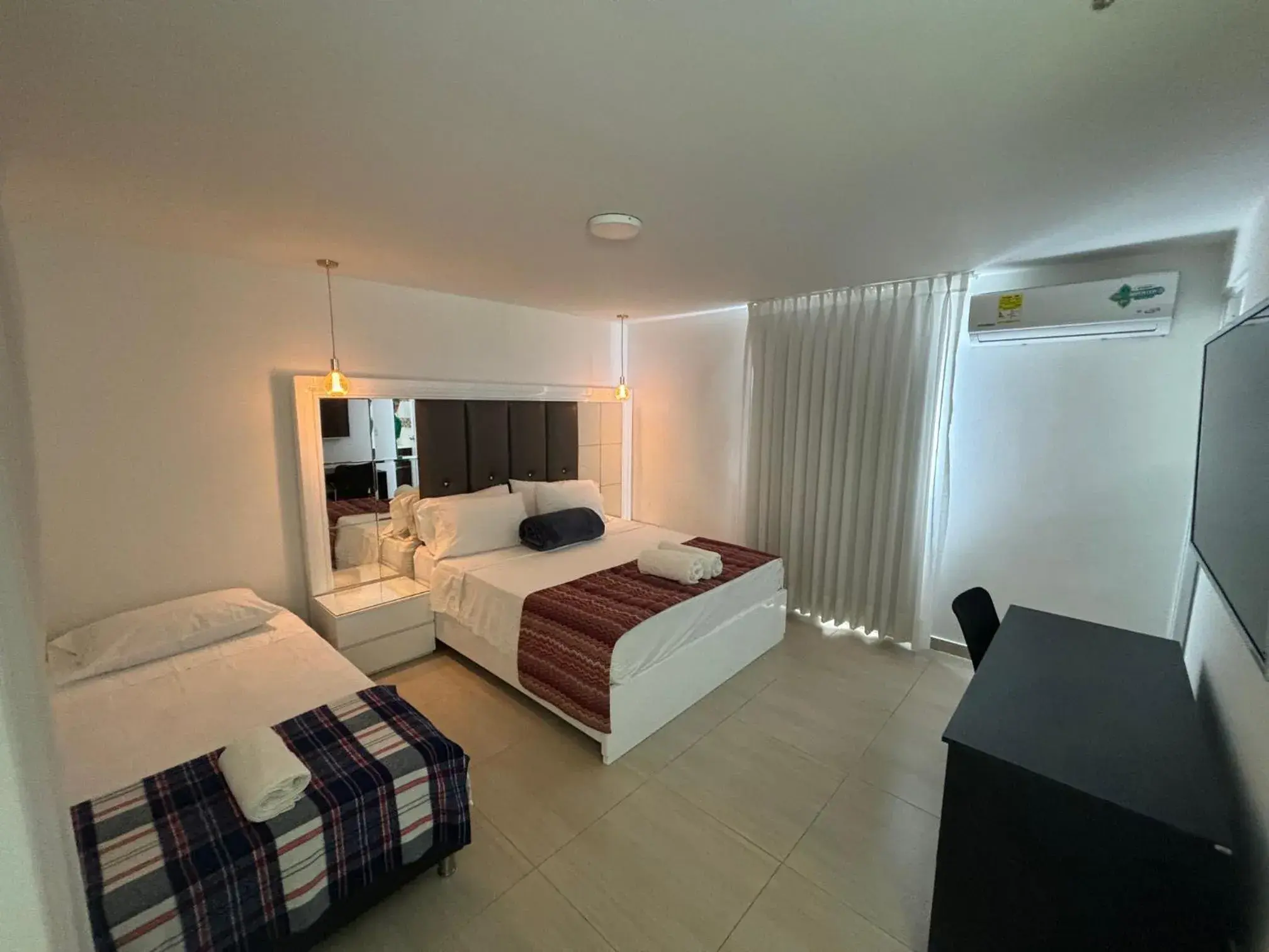 Triple Room in Hotel Campestre Cerritos Plaza Triple Room in Hotel Campestre Cerritos Plaza