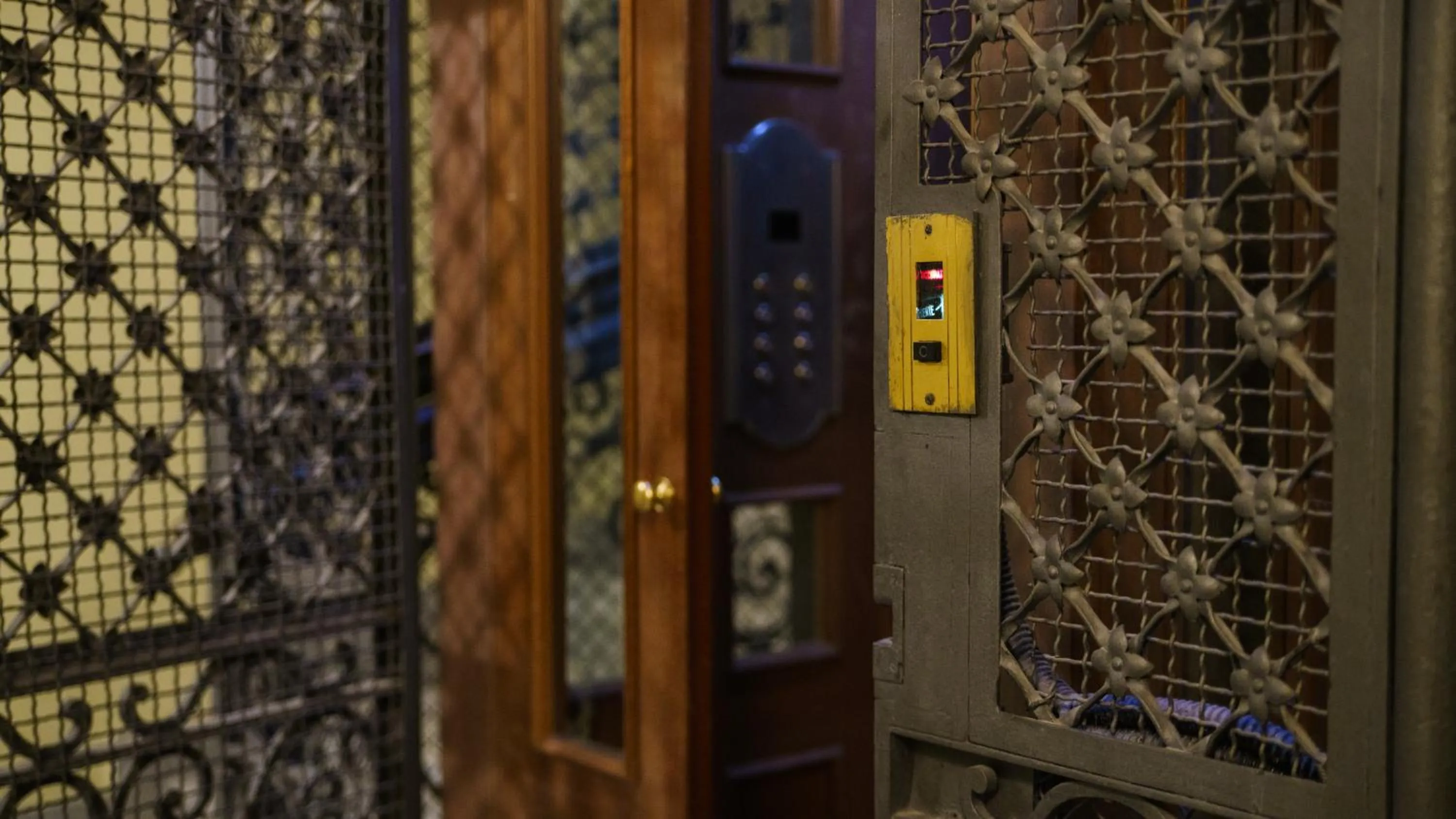 elevator in Residenza Roma Imperiale