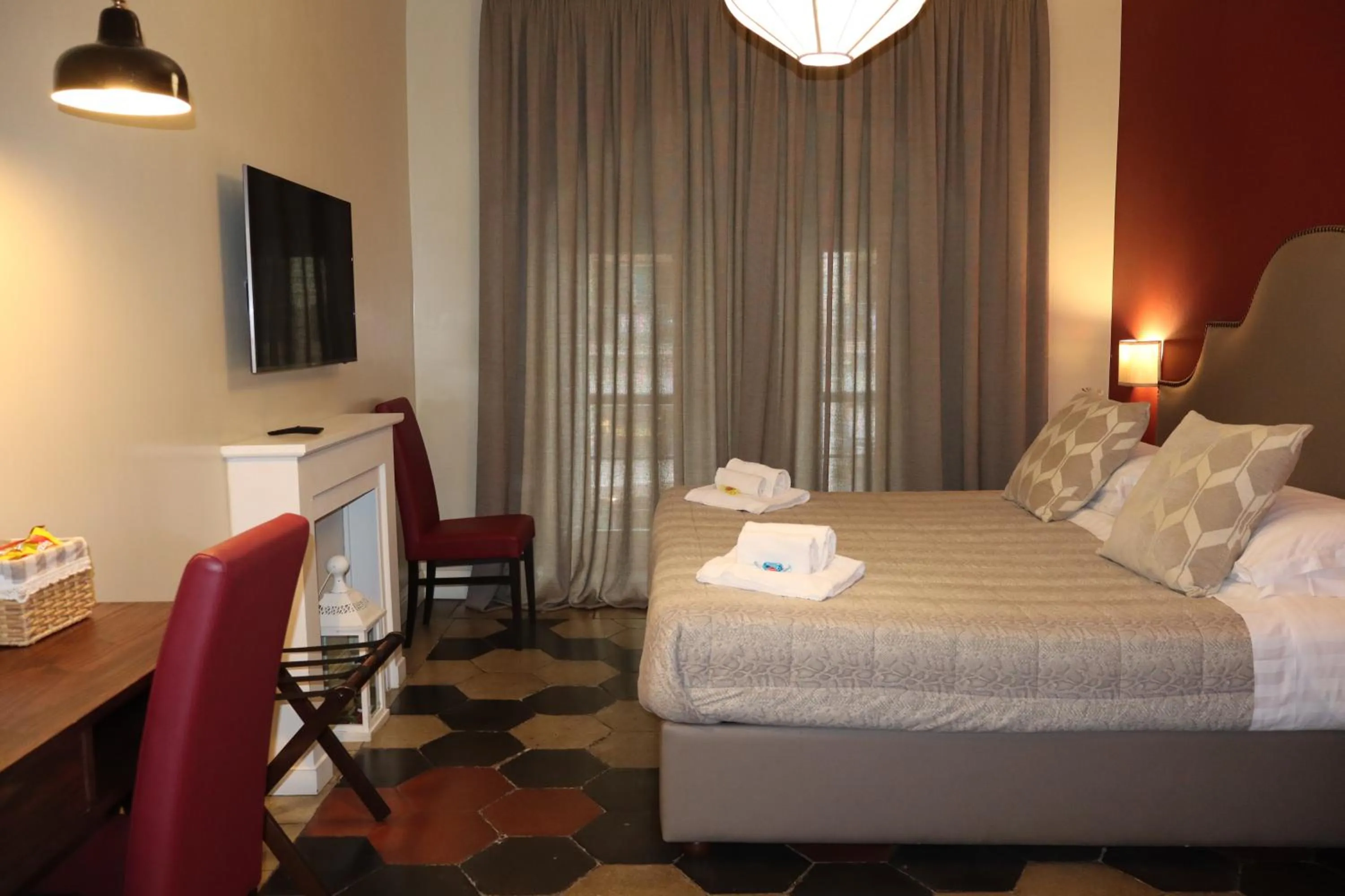 Photo of the whole room, Bed in Residenza Roma Imperiale