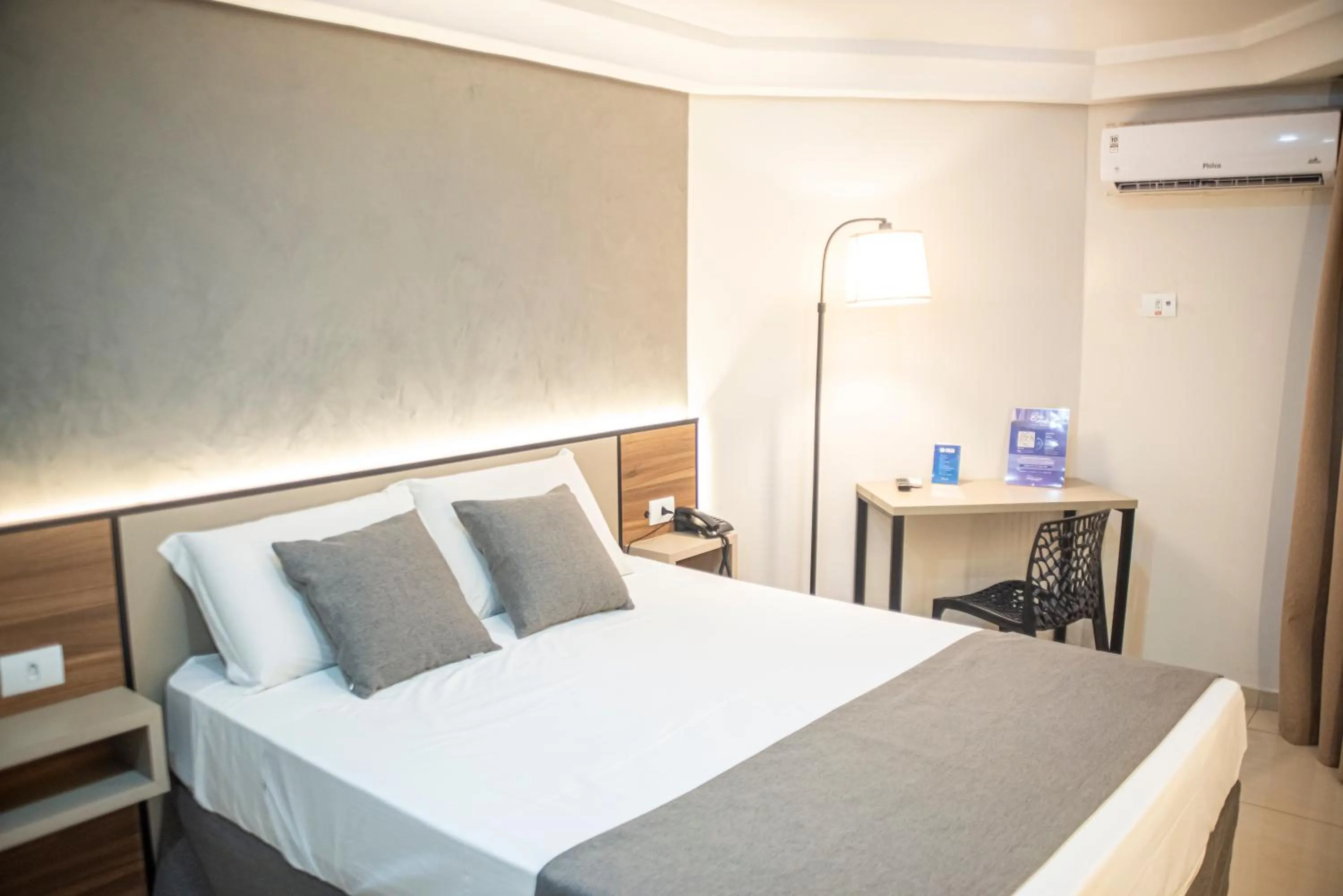 Photo of the whole room, Bed in Hotel Portinari Centro