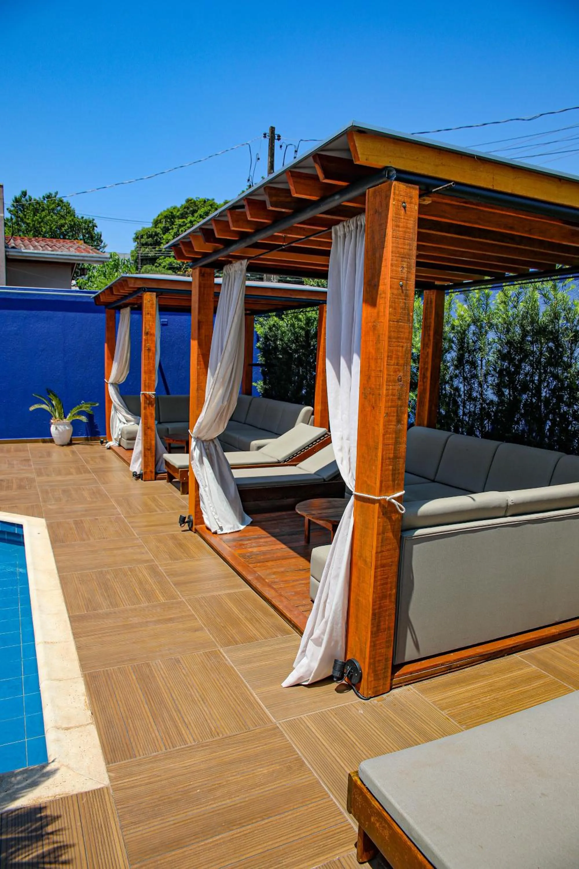 Swimming pool in Hotel Portinari Centro