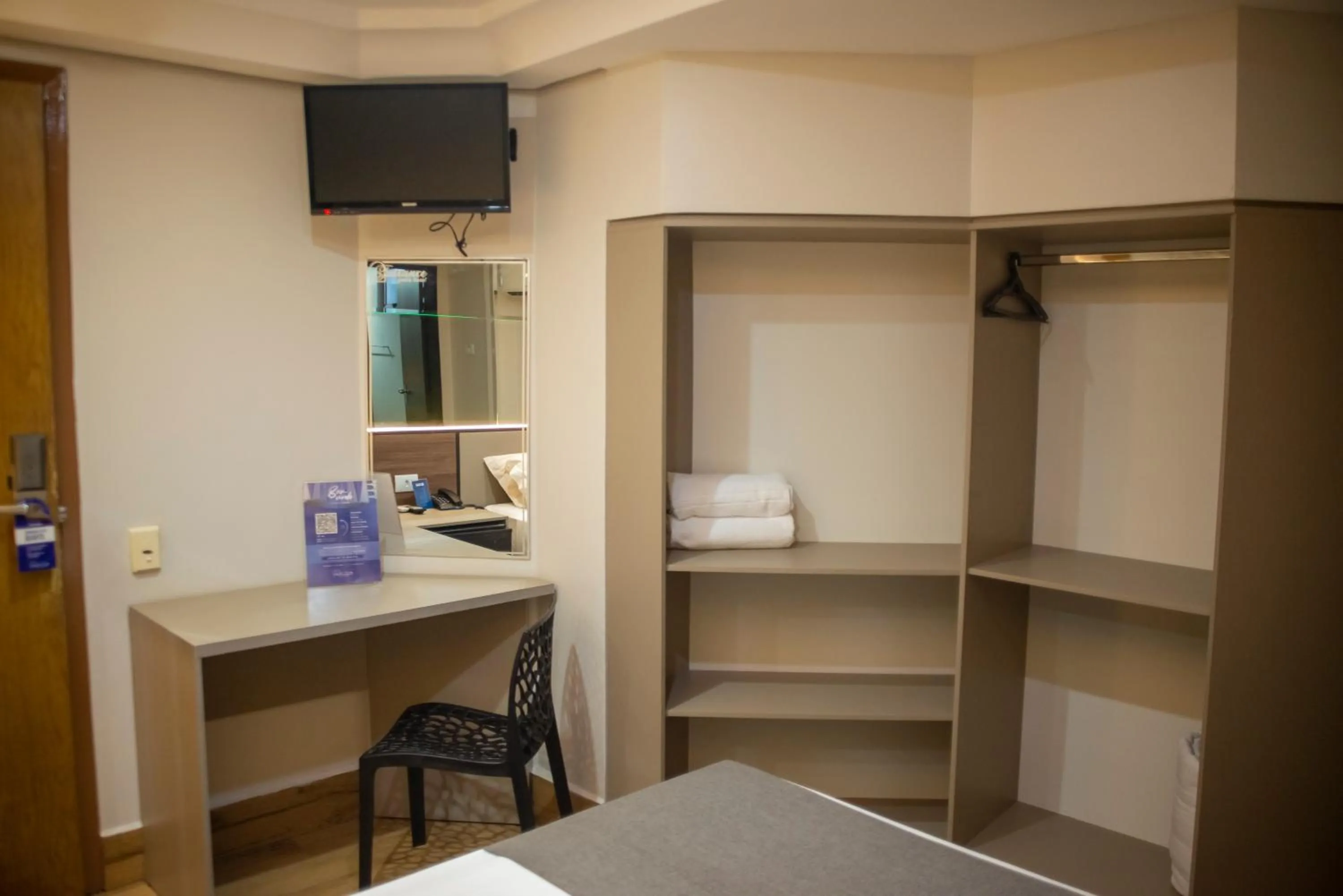 Bedroom, Bed in Hotel Portinari Centro