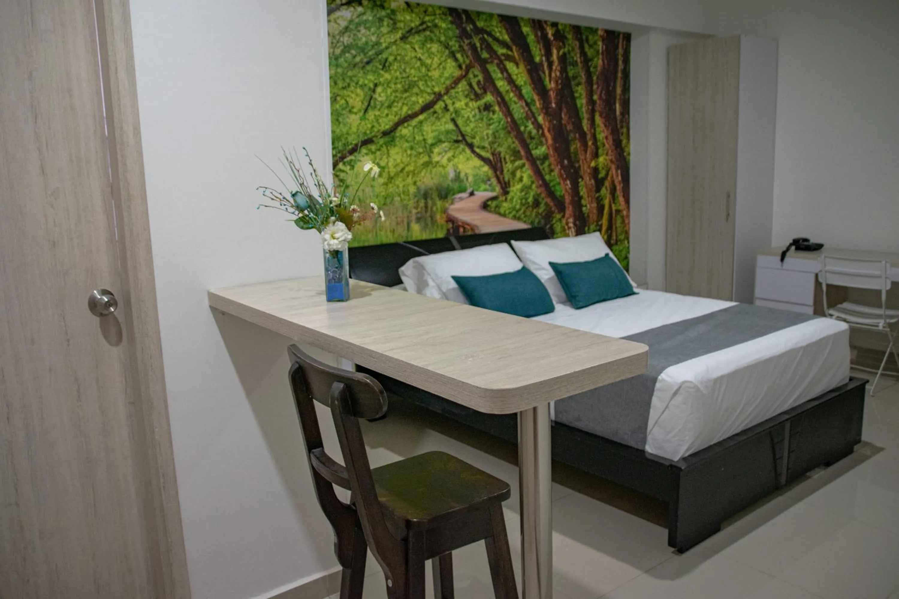 Bed in Hotel Granada Loft