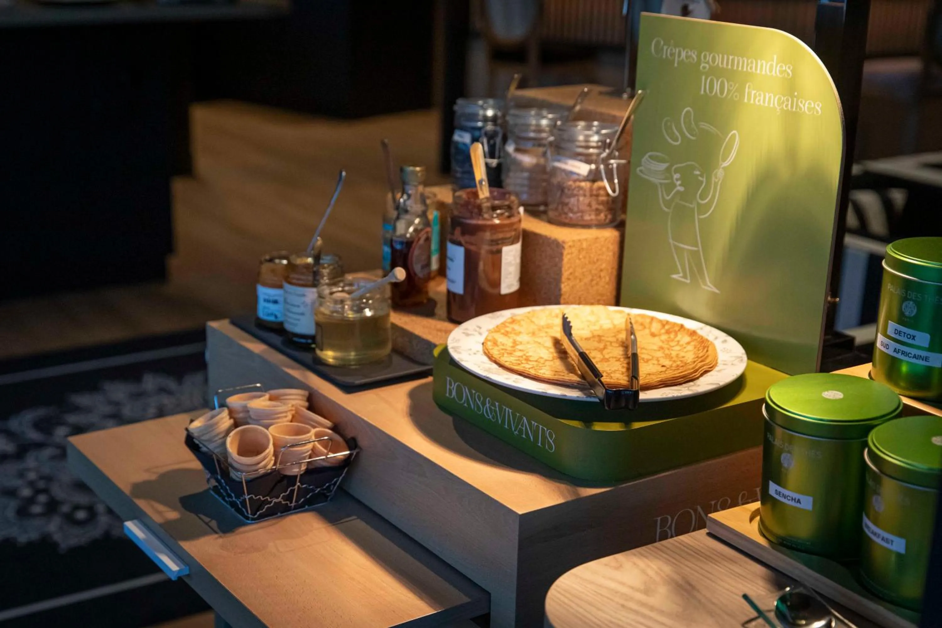 Breakfast in Mercure Granville Le Grand Large