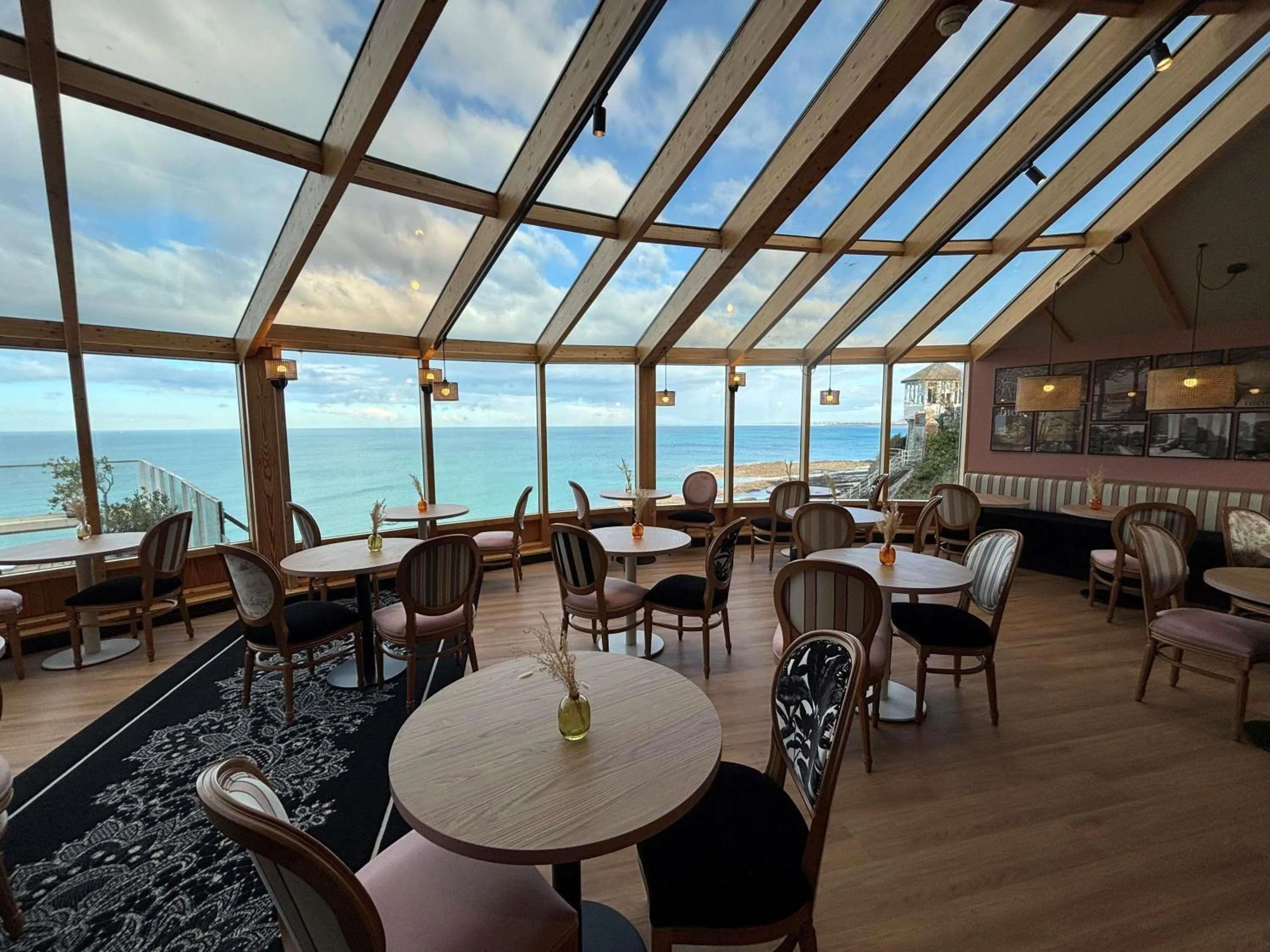 Property building in Mercure Granville Le Grand Large