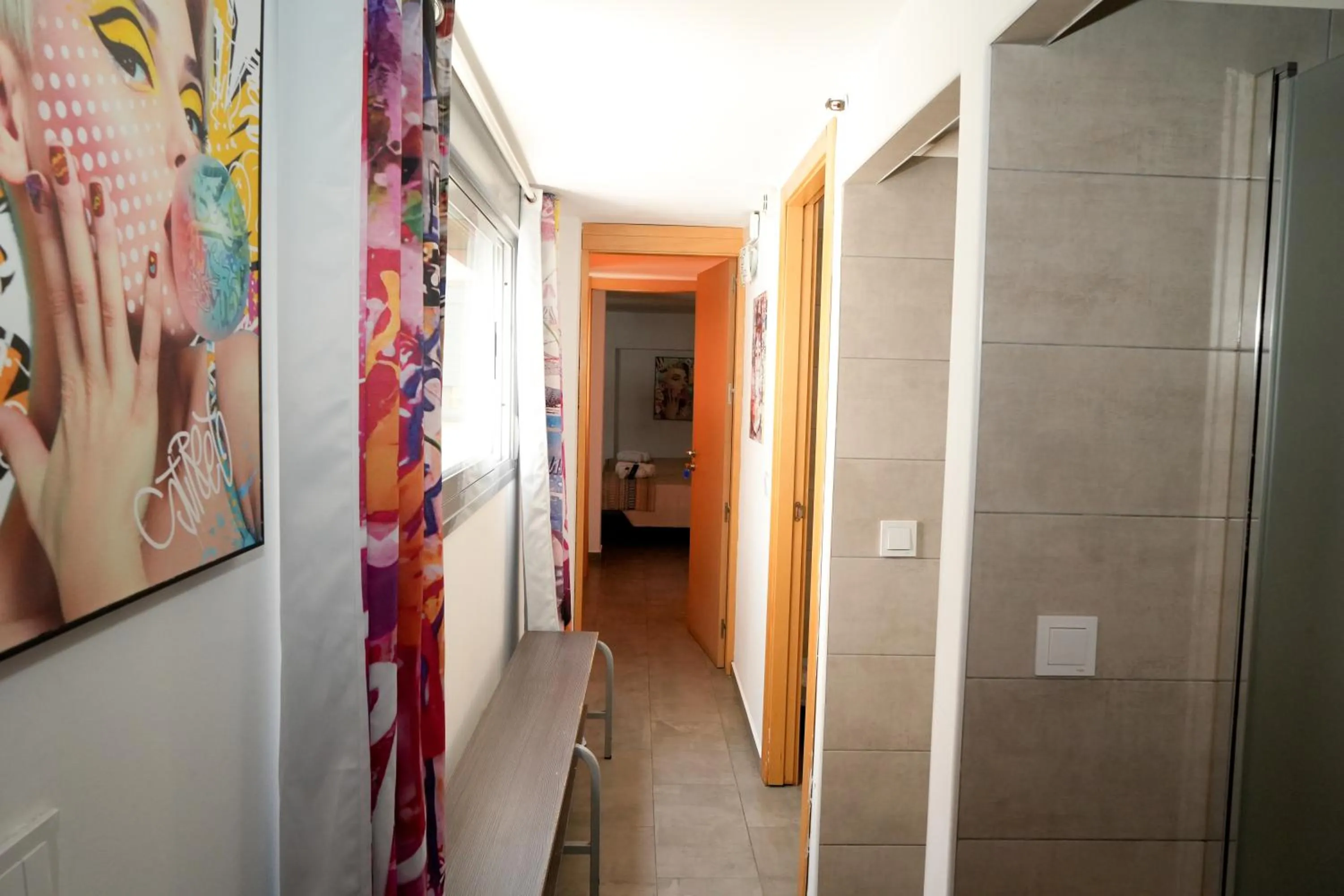 New Art Hostel - Albergue Juvenil