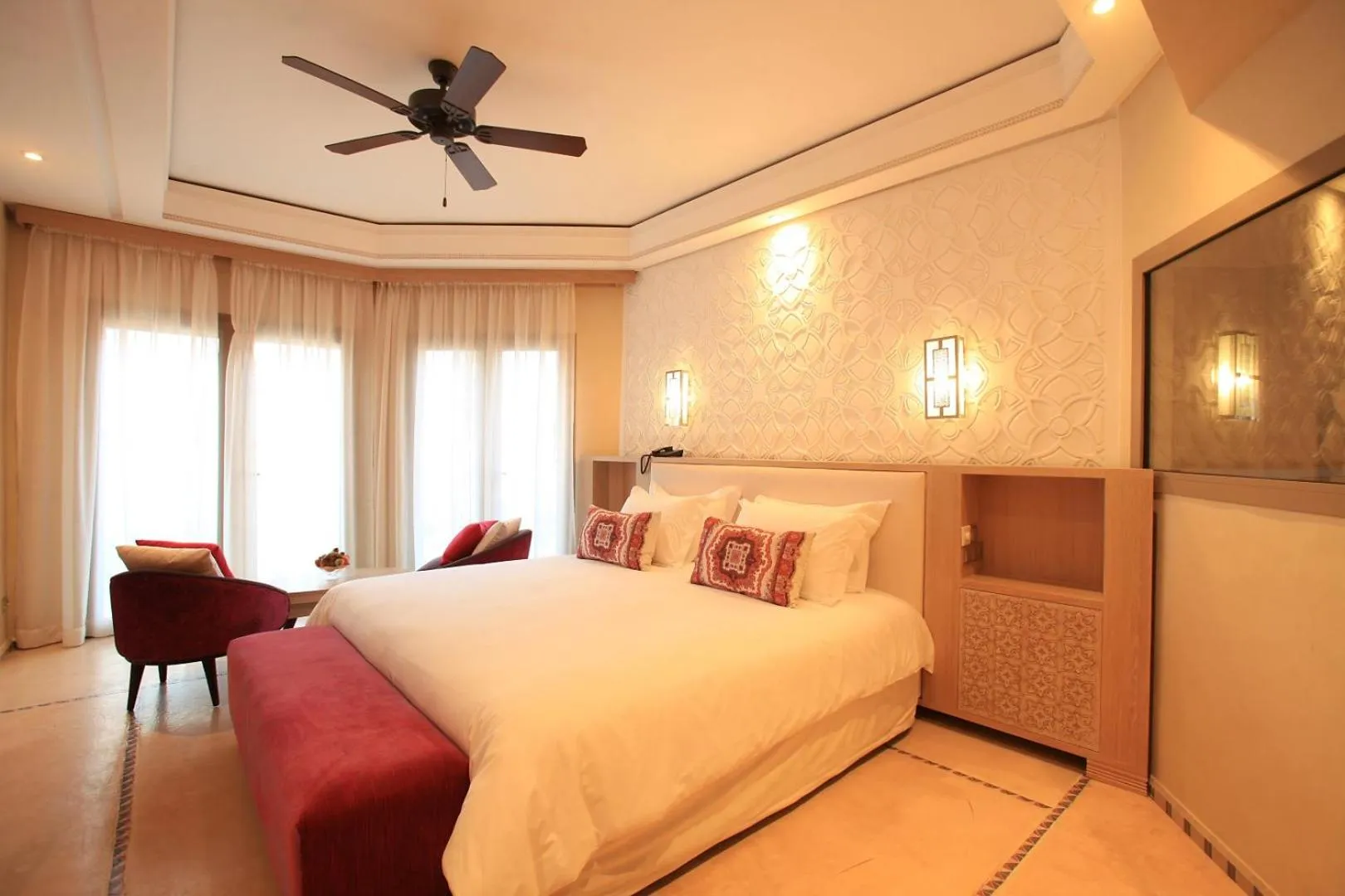 Balcony/Terrace, Bed in Palais d'hôtes Darsor