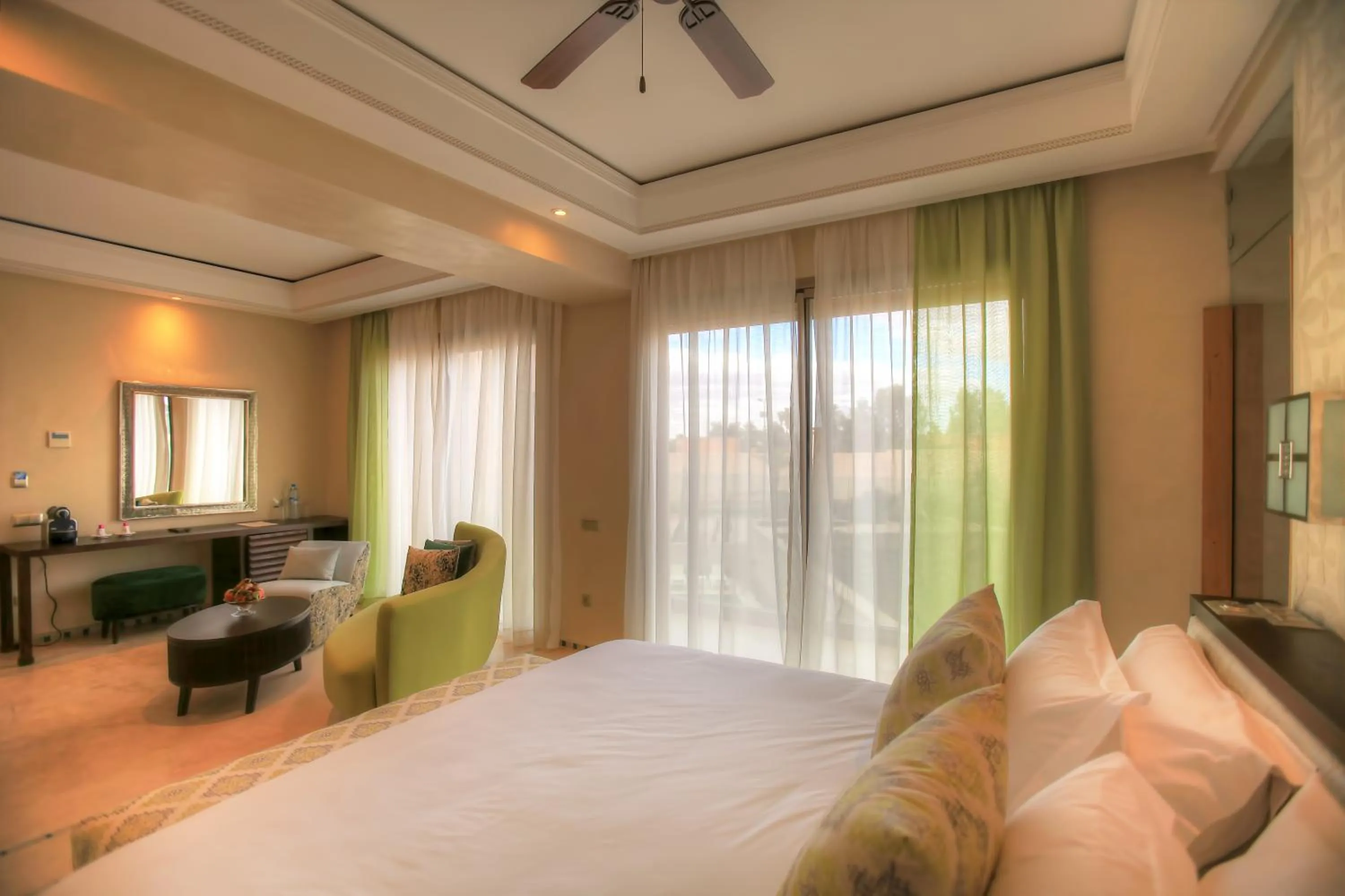 Photo of the whole room, Bed in Palais d'hôtes Darsor