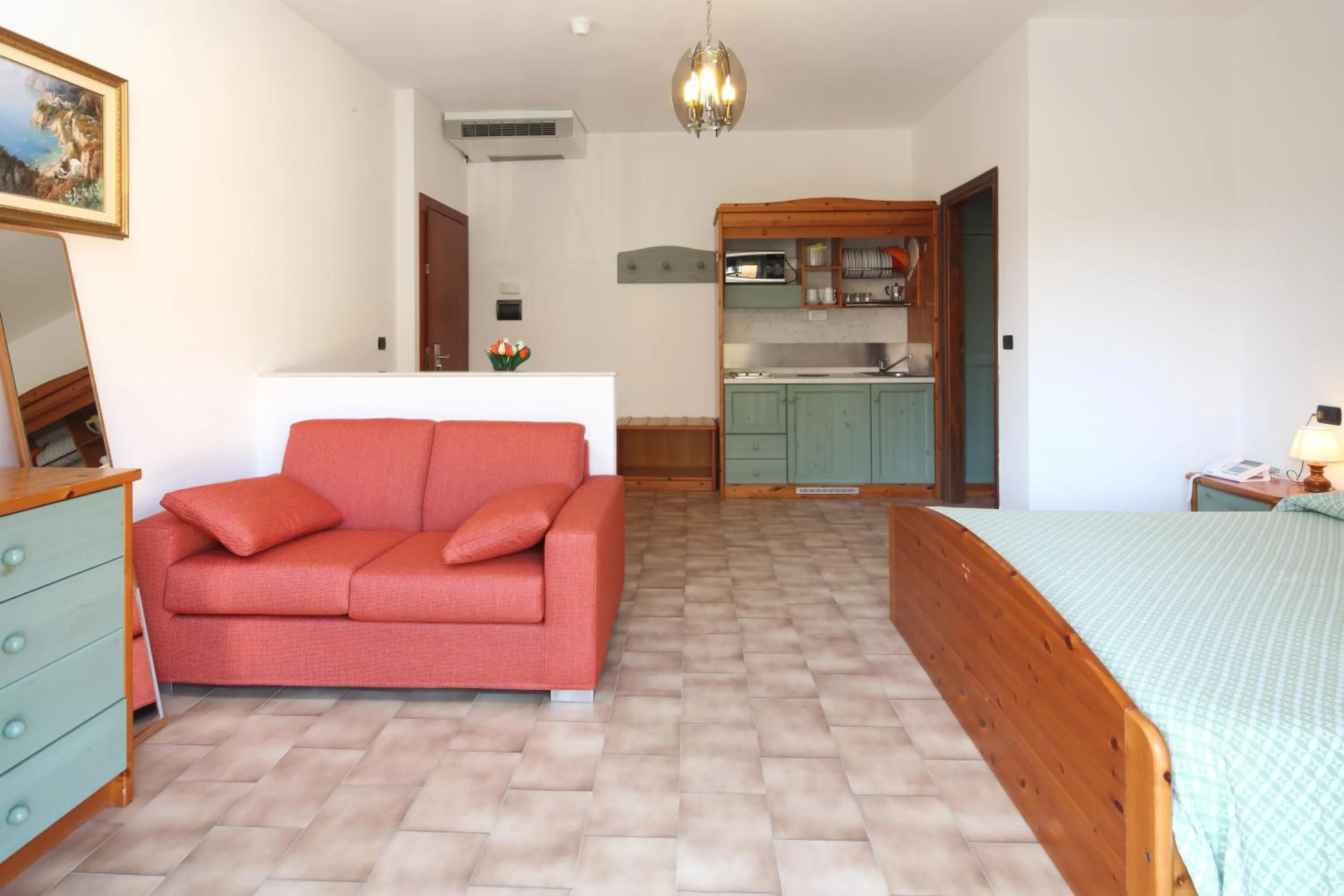 Kitchen or kitchenette, Bed in Residence Hotel Kriss