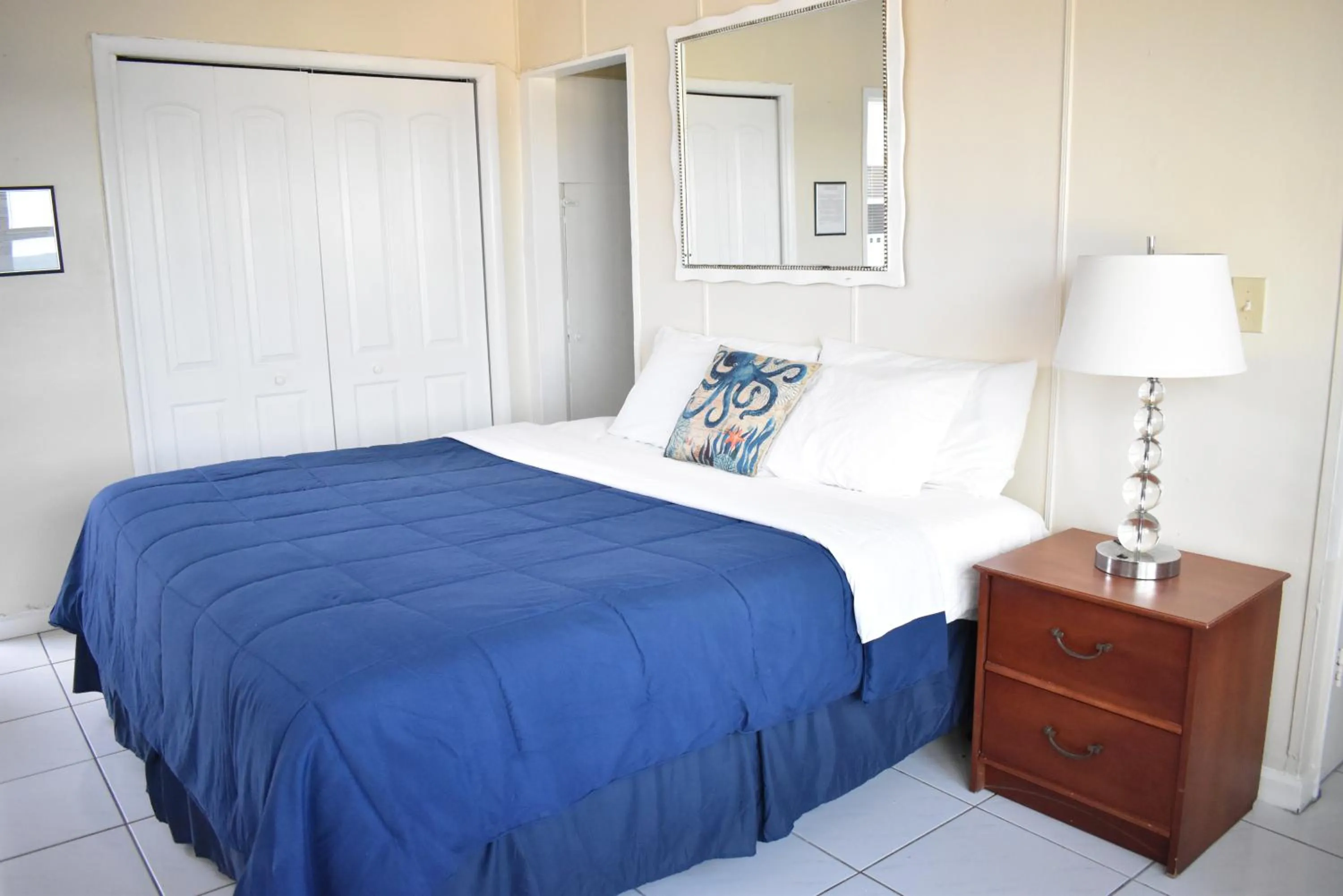 Bed in Golden Sand Oceanfront