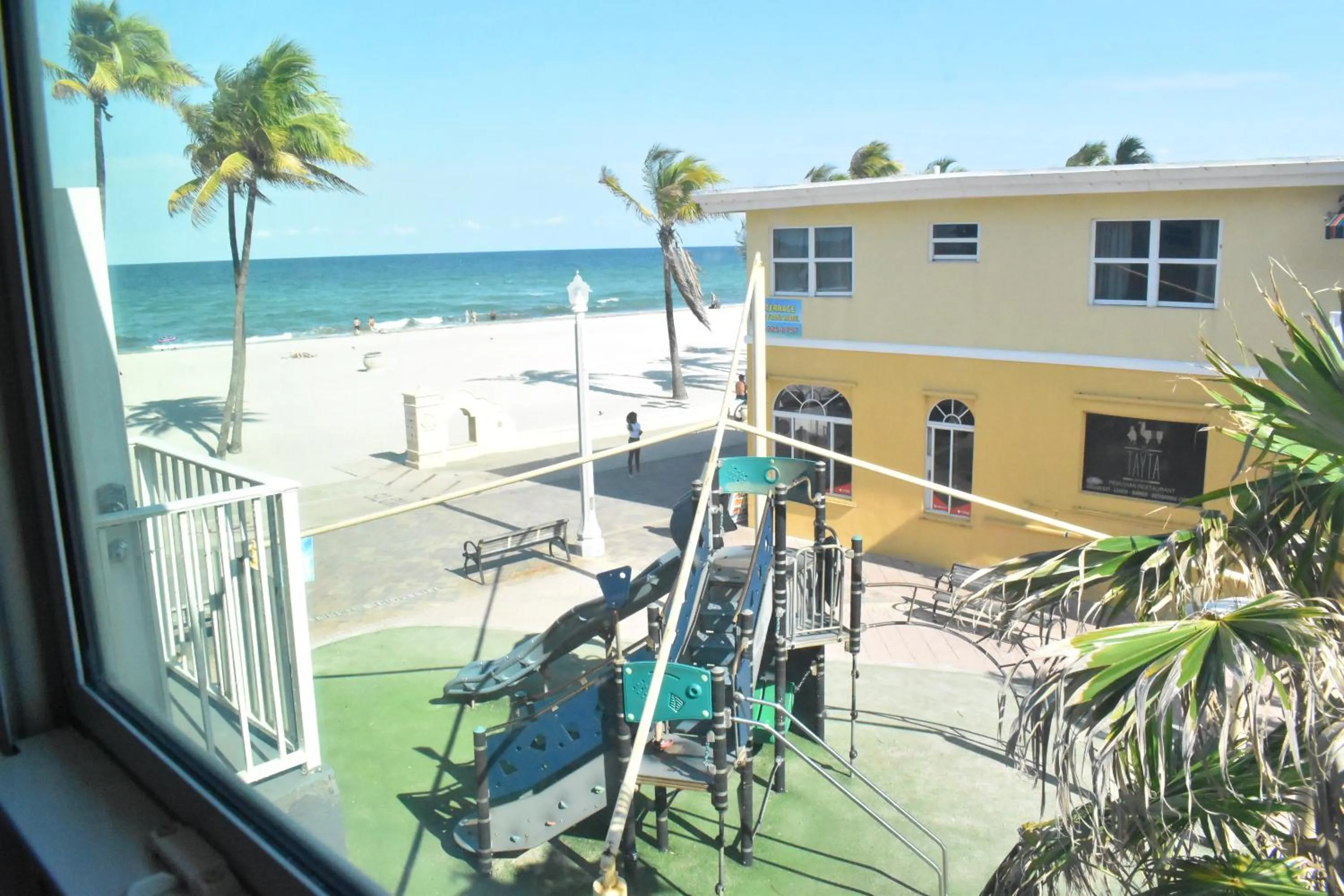 Golden Sand Oceanfront