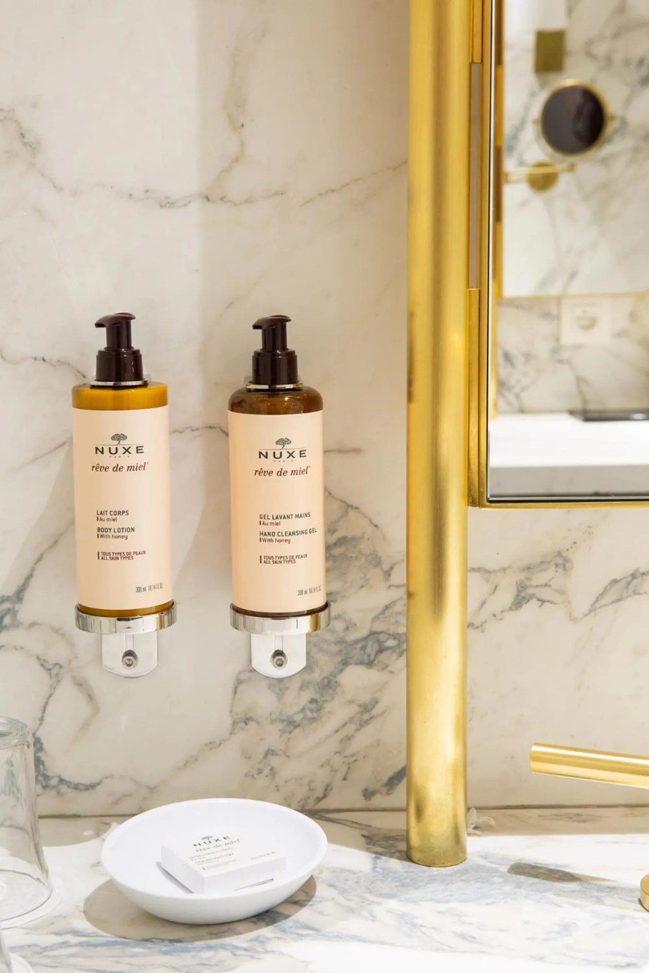 Bathroom in Hôtel Le Relais Saint-Germain