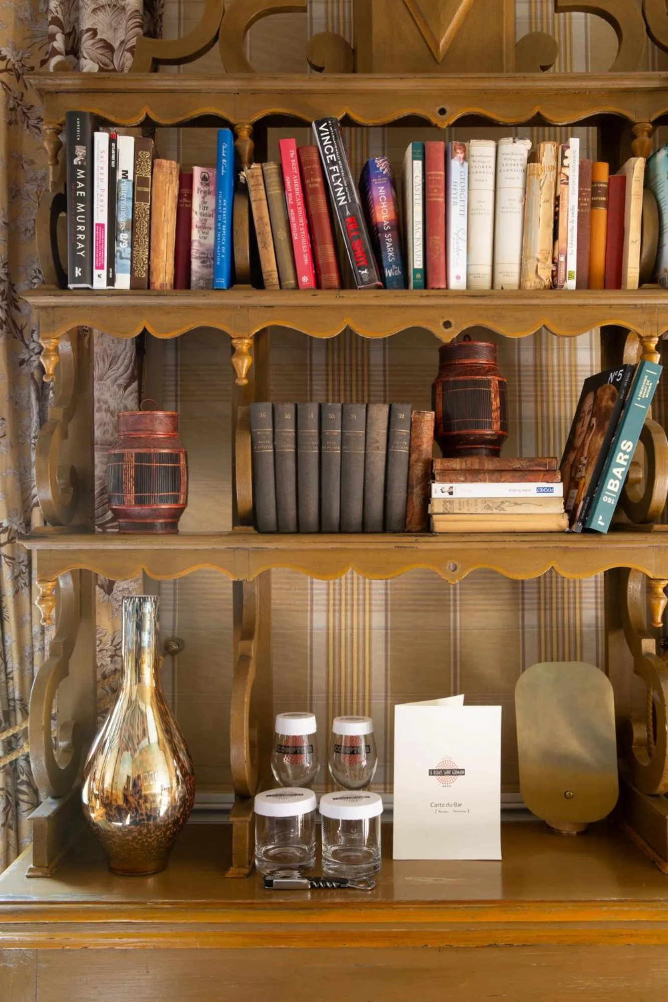 Bedroom in Hôtel Le Relais Saint-Germain
