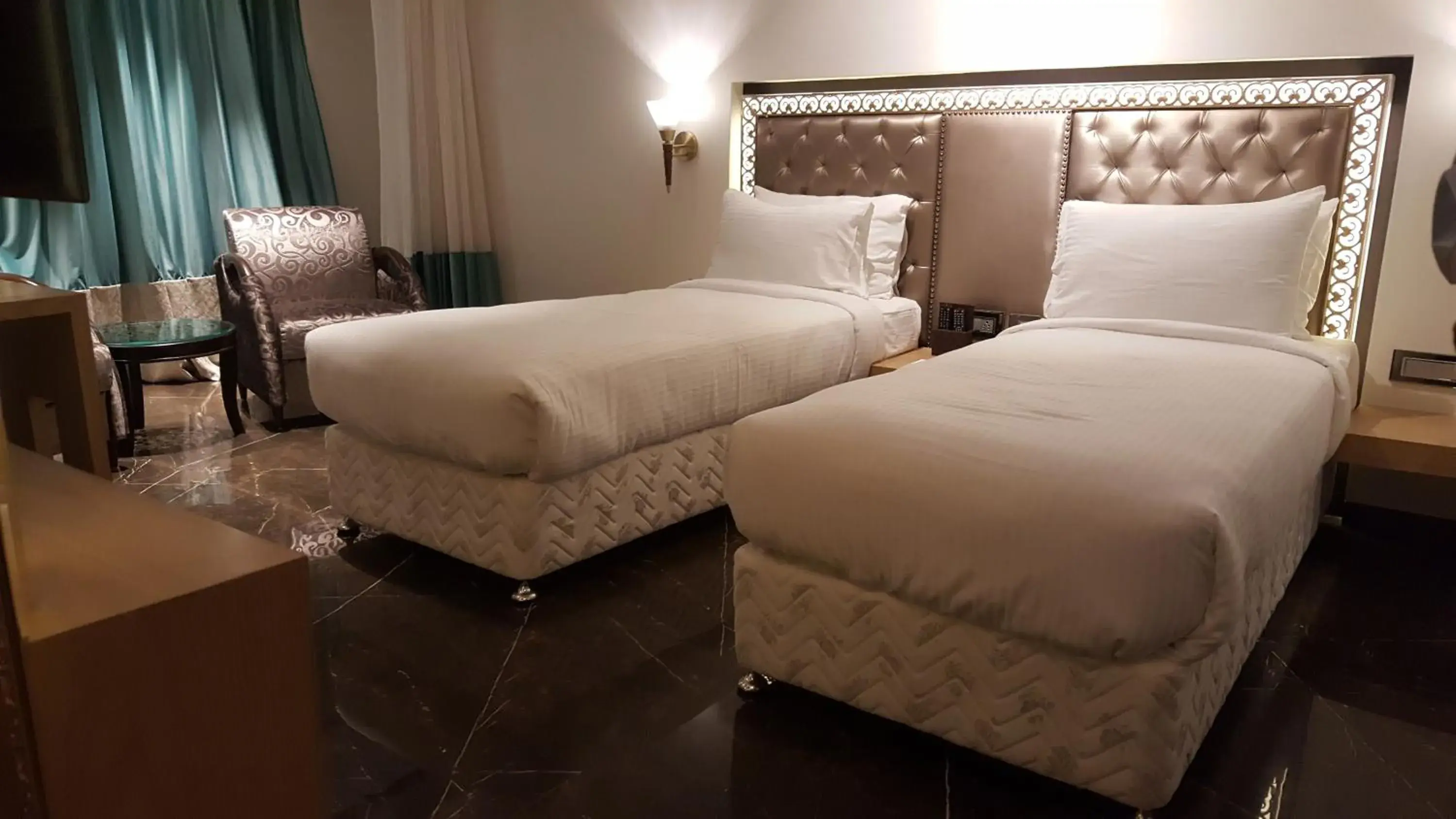 Bed in Hotel Peninsula Redpine Bed in Hotel Peninsula Redpine