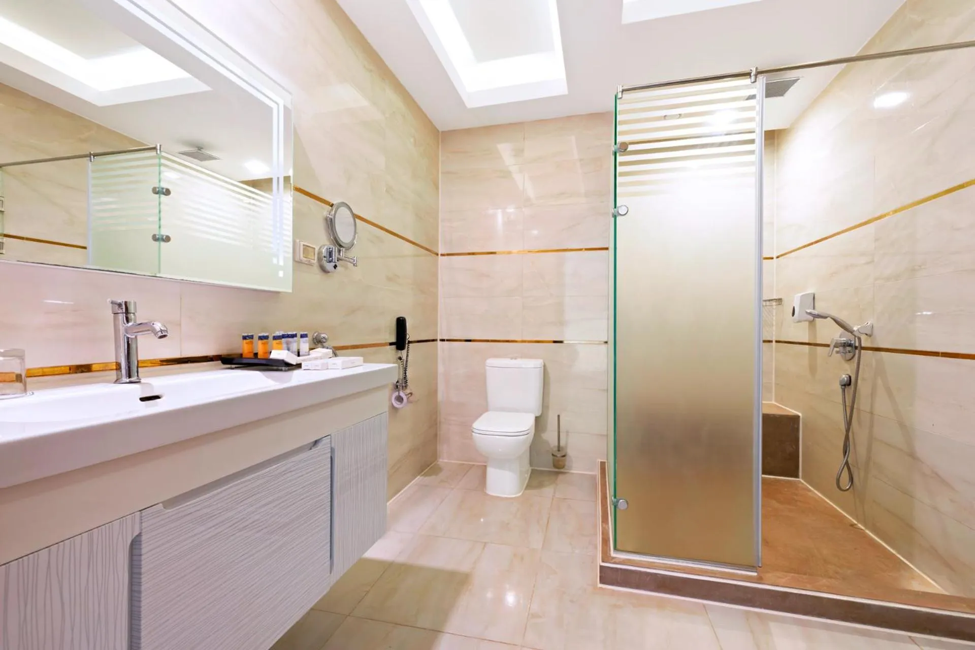 Bathroom in Pickalbatros Aqua Park Sharm El Sheikh