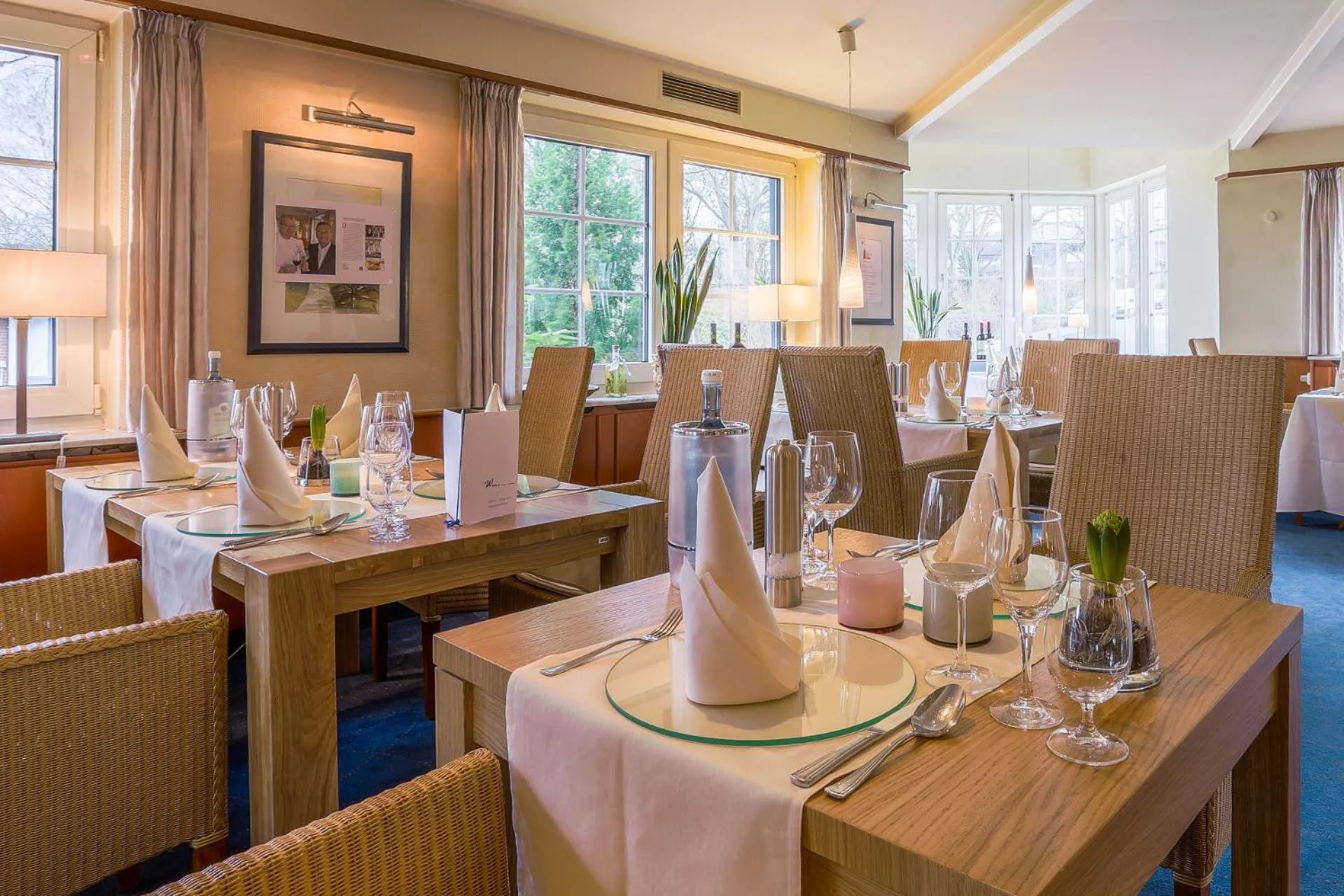 Restaurant/places to eat in Hotel Schewe