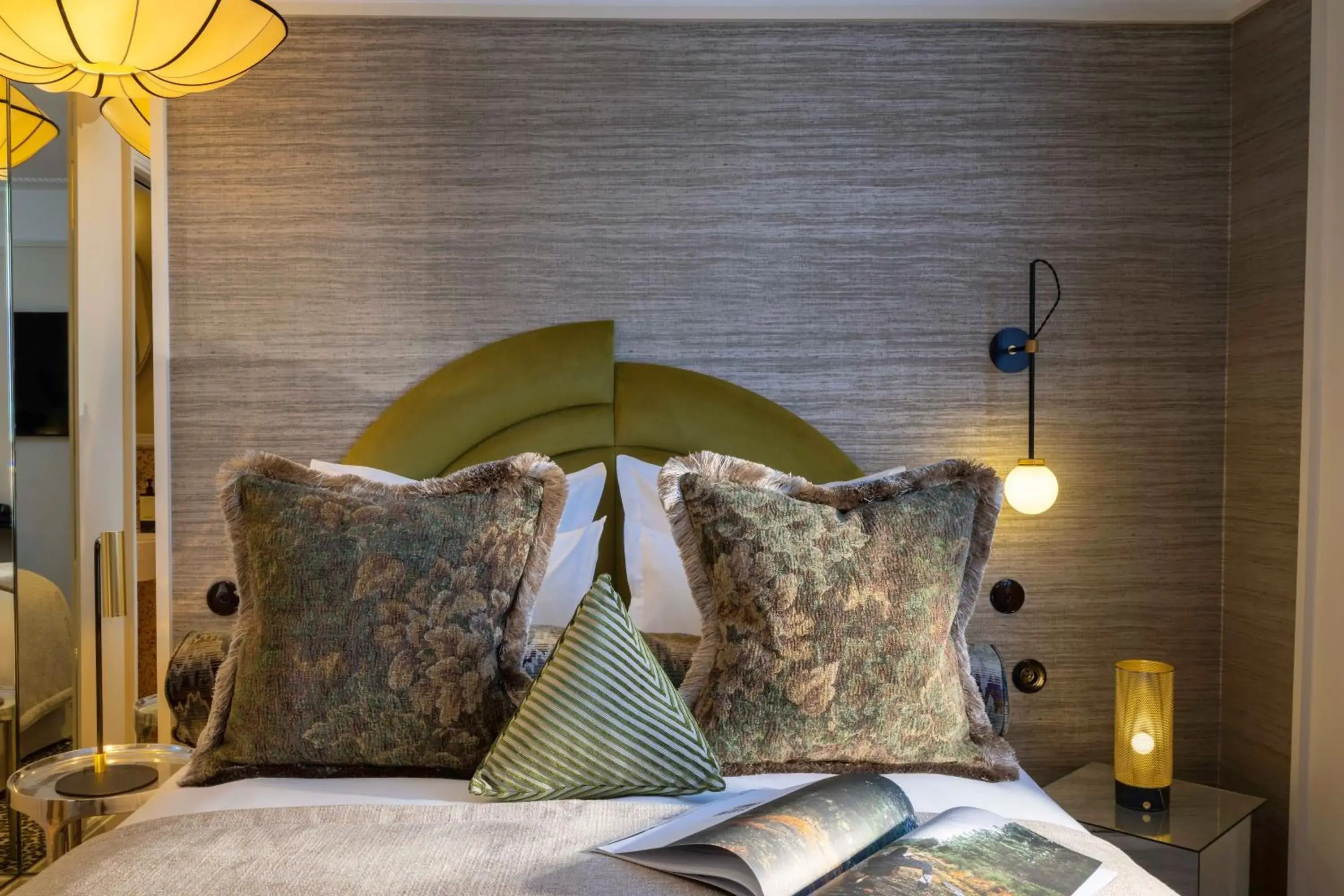 Bed in Hôtel l'Inattendu Bed in Hôtel l'Inattendu