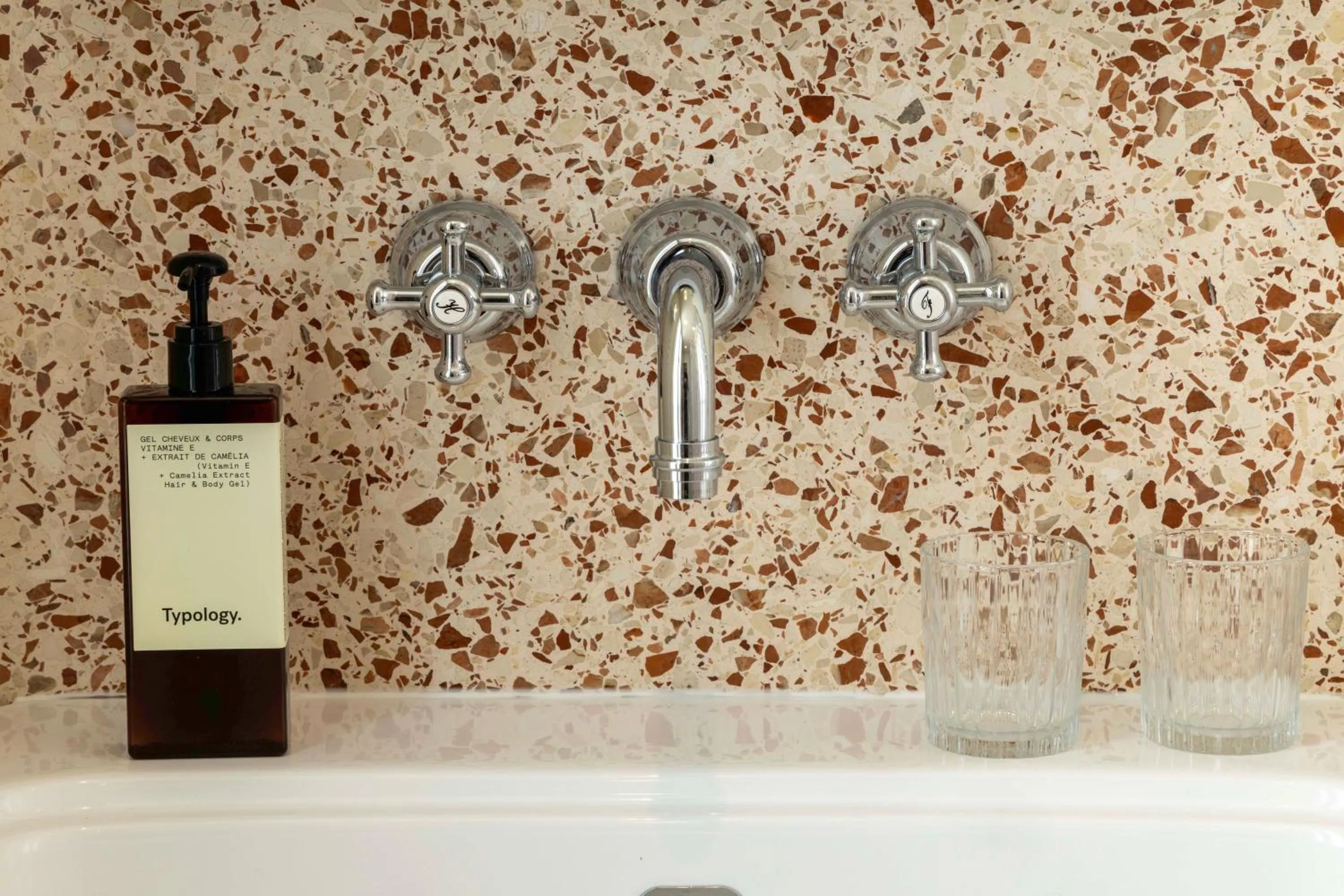 Bathroom in Hôtel l'Inattendu