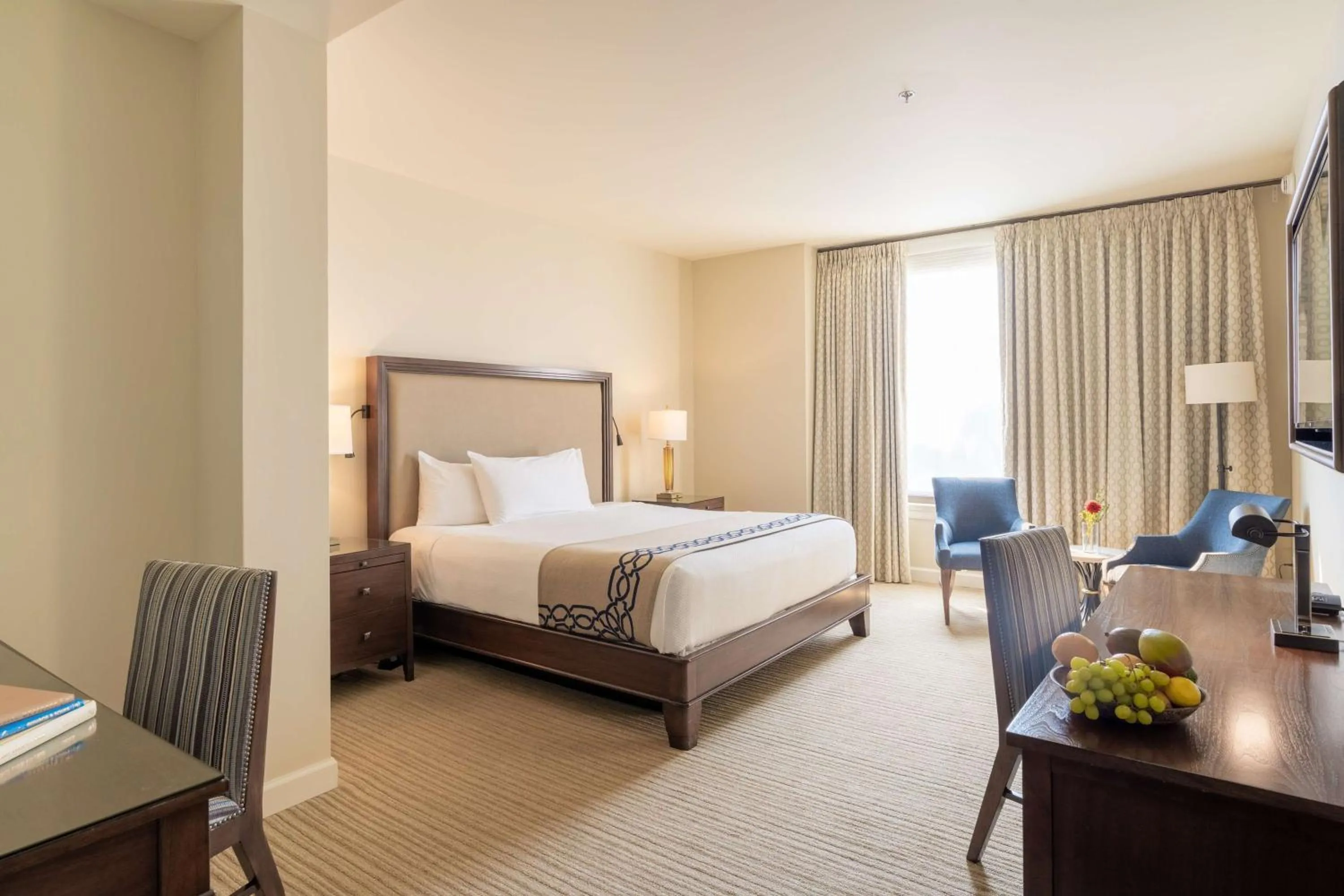 Bedroom, Bed in NOPSI Hotel New Orleans