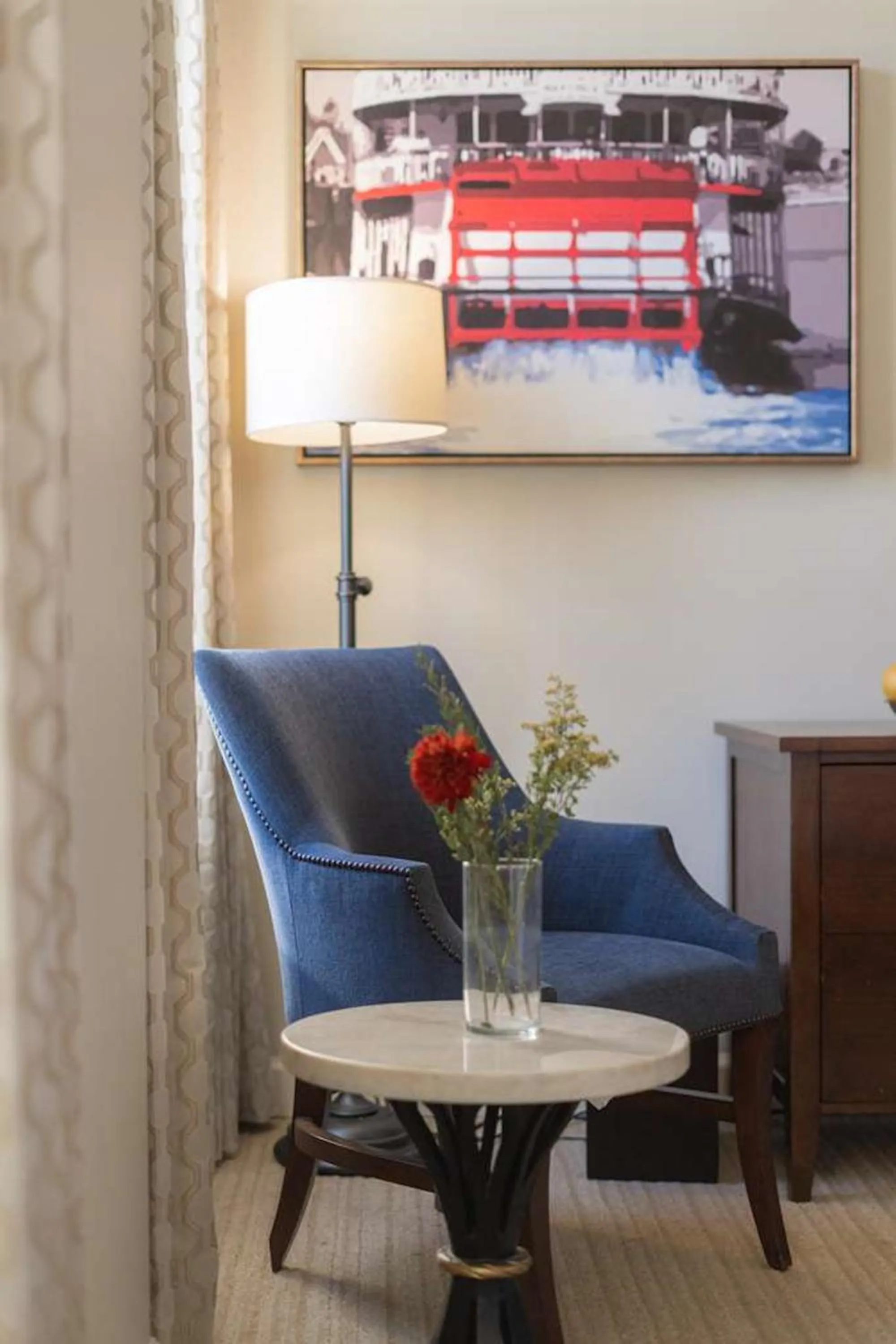 Seating area in NOPSI Hotel New Orleans