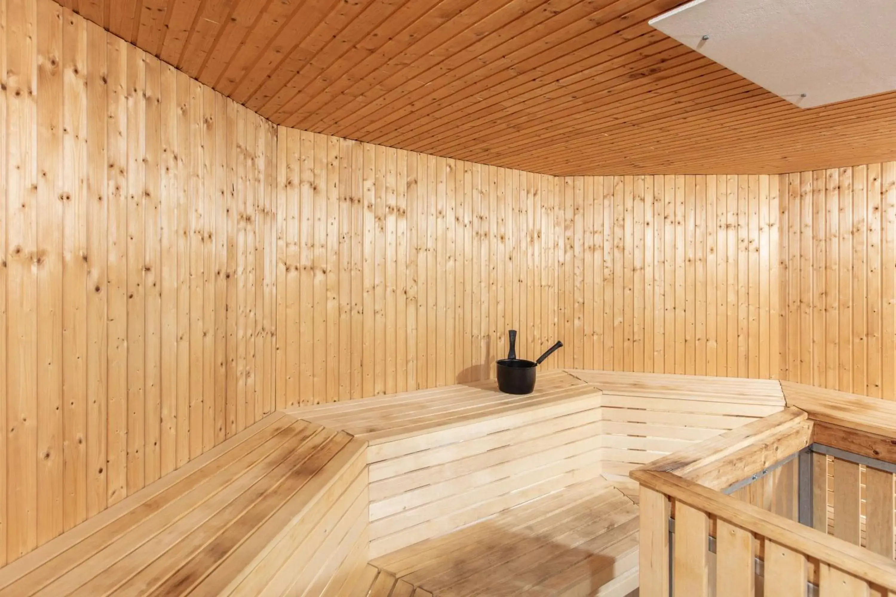 Fitness centre/facilities in Radisson Blu Hotel Malmö Fitness centre/facilities in Radisson Blu Hotel Malmö