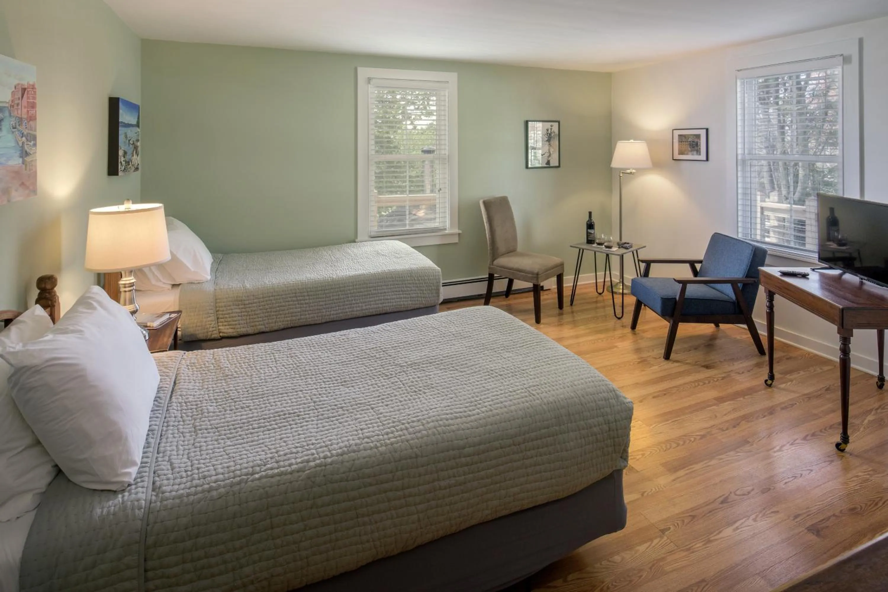 Seating area, Bed in The Craignair Inn & Causeway Restaurant