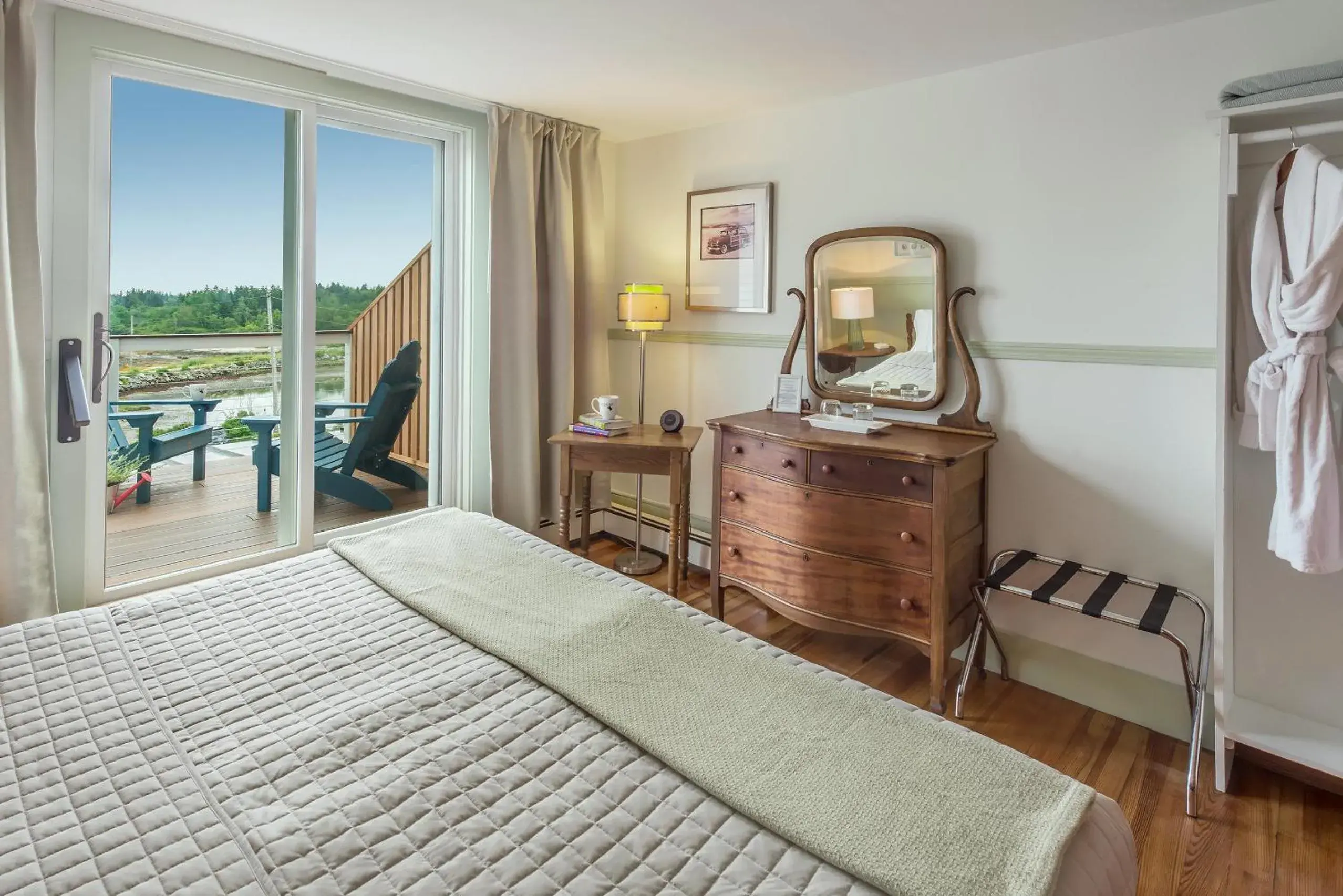 Balcony/Terrace, Bed in The Craignair Inn & Causeway Restaurant Balcony/Terrace, Bed in The Craignair Inn & Causeway Restaurant