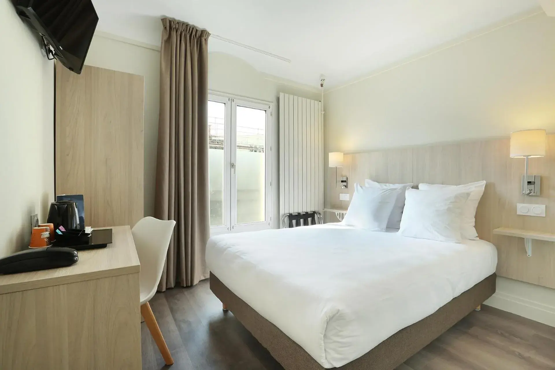 Bedroom, Bed in Murat Bedroom, Bed in Murat