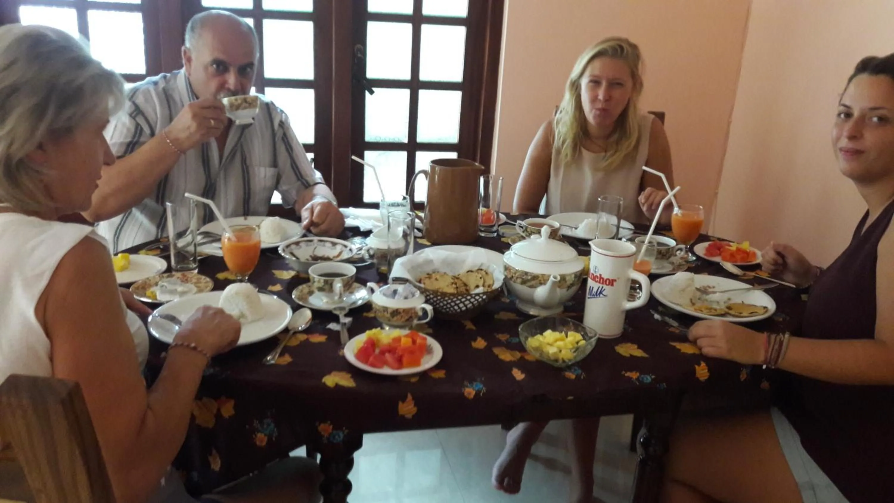 Apple Sara Home Stay